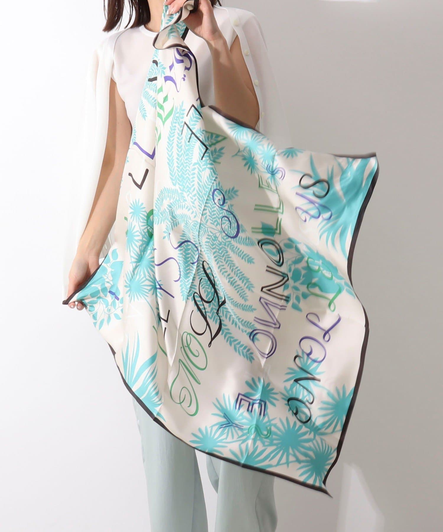 NOLLEY'S(ノーリーズ) プリントスカーフ88