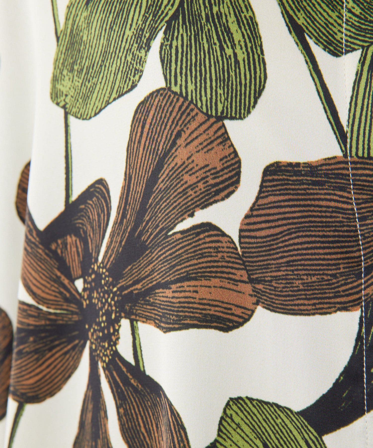 ear PAPILLONNER(イア パピヨネ) 《動画あり/羽織りにもなる！/小柄さんにもおすすめ》ボタニカル柄フロントボタンチュニック【SUM1 STYLE(スミスタイル)】