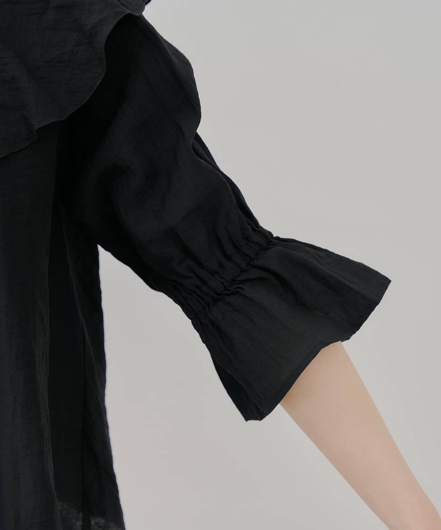 NICE CLAUP / OLIVE des OLIVE OUTLET(ナイスクラップ  / オリーブ デ オリーブ アウトレット) 【continuer】楊柳ラッフルブラウス