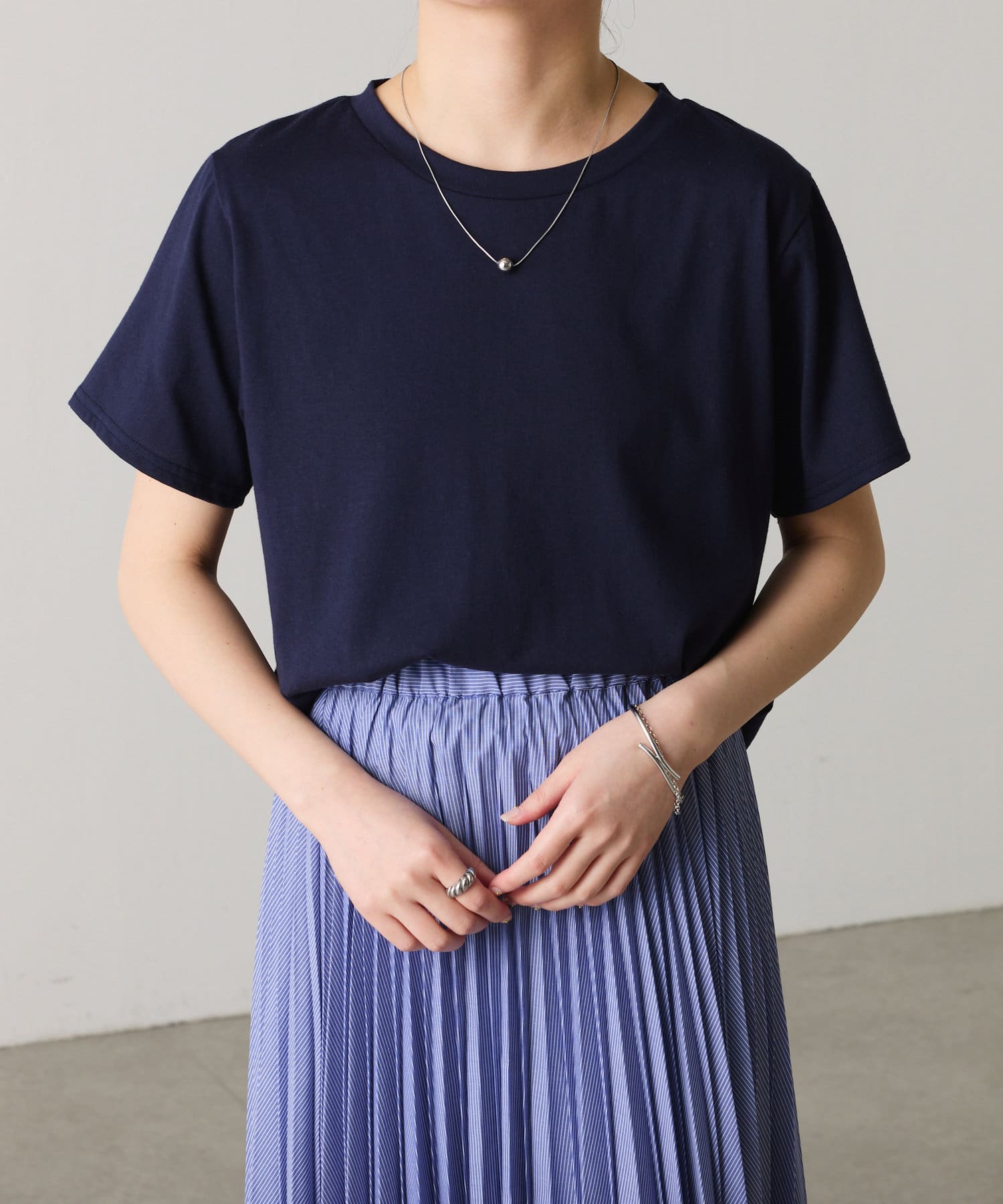 夏に大活躍間違いなしのTシャツとタンクトップの2点セット※カラーによって組み合わせが決まっております。≪ネイビー≫Tシャツ：ネイビー、タンクトップ：ホワイト≪ピンク≫Tシャツ：ピンク、タンクトップ：グ