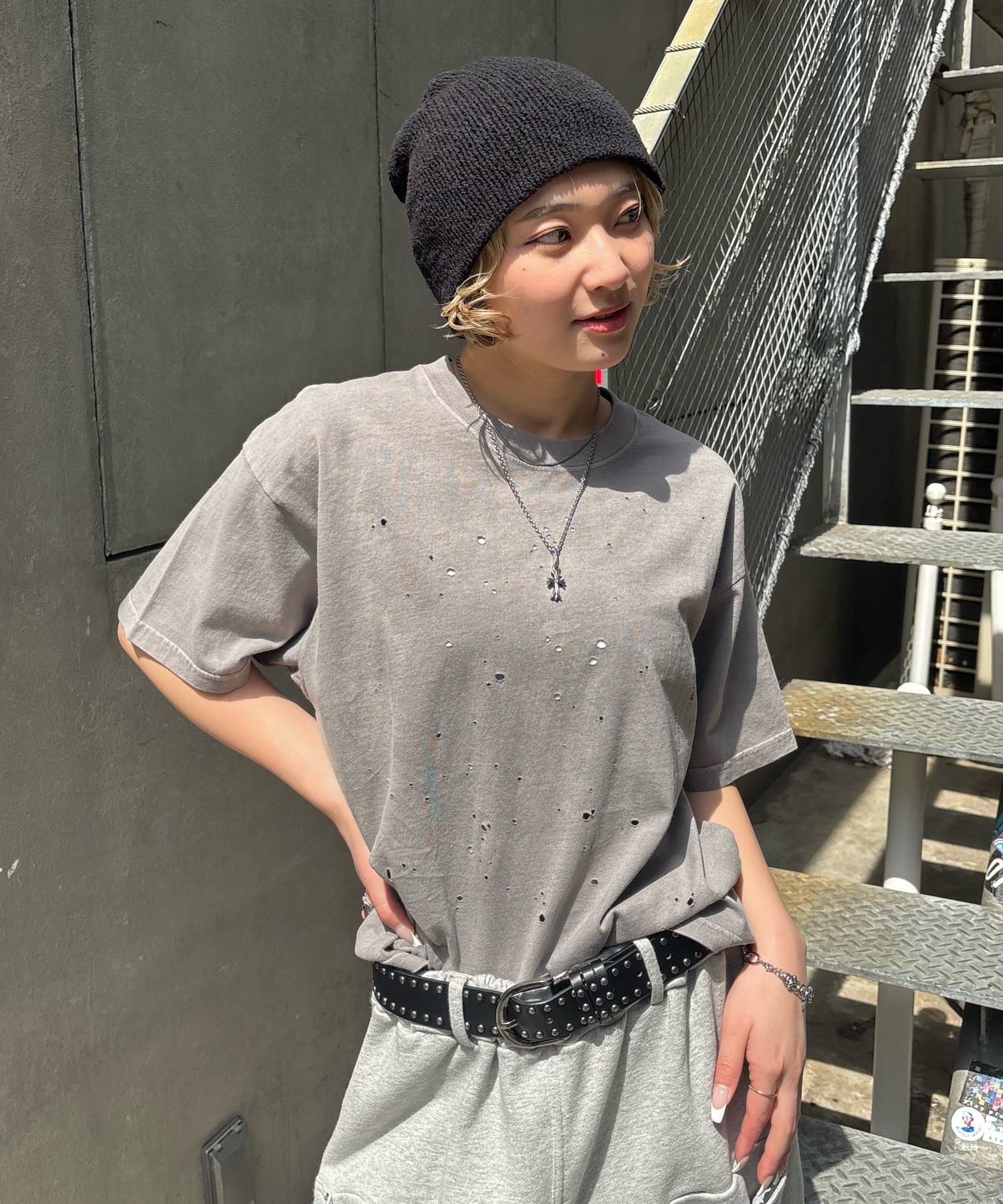 WHO’S WHO gallery(フーズフーギャラリー) 【Sourcream/サワークリーム】FADEダメージリバーシブルTEE