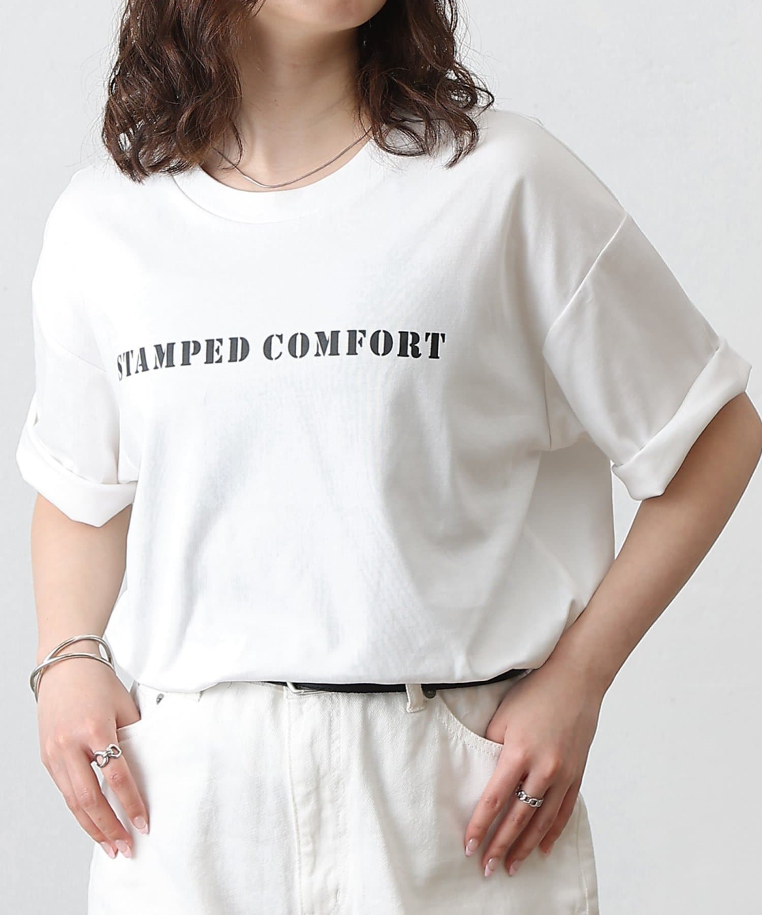 COLONY 2139(コロニー トゥーワンスリーナイン) スマートラウンド半袖ロゴTシャツSTAMP