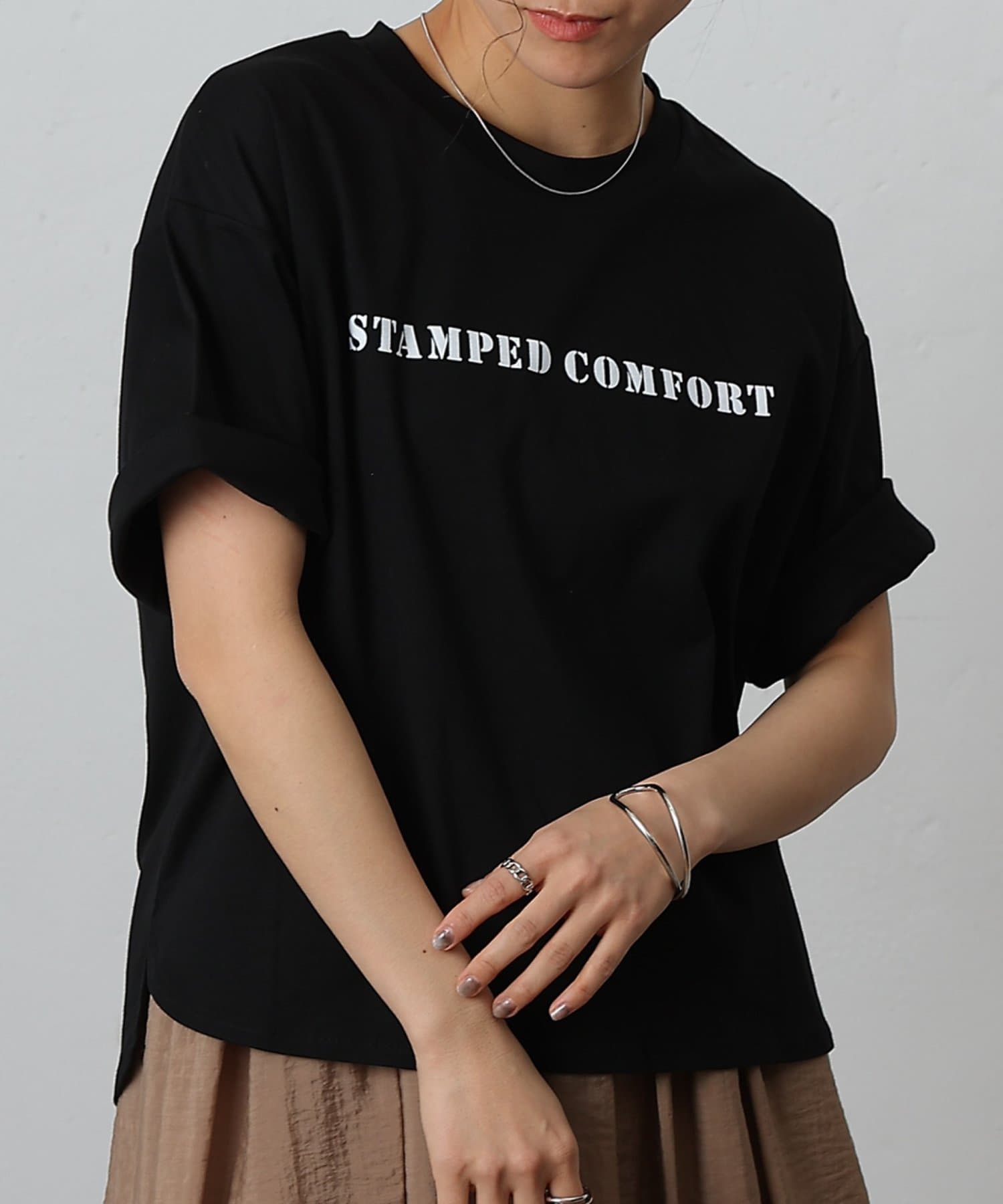 COLONY 2139(コロニー トゥーワンスリーナイン) スマートラウンド半袖ロゴTシャツSTAMP