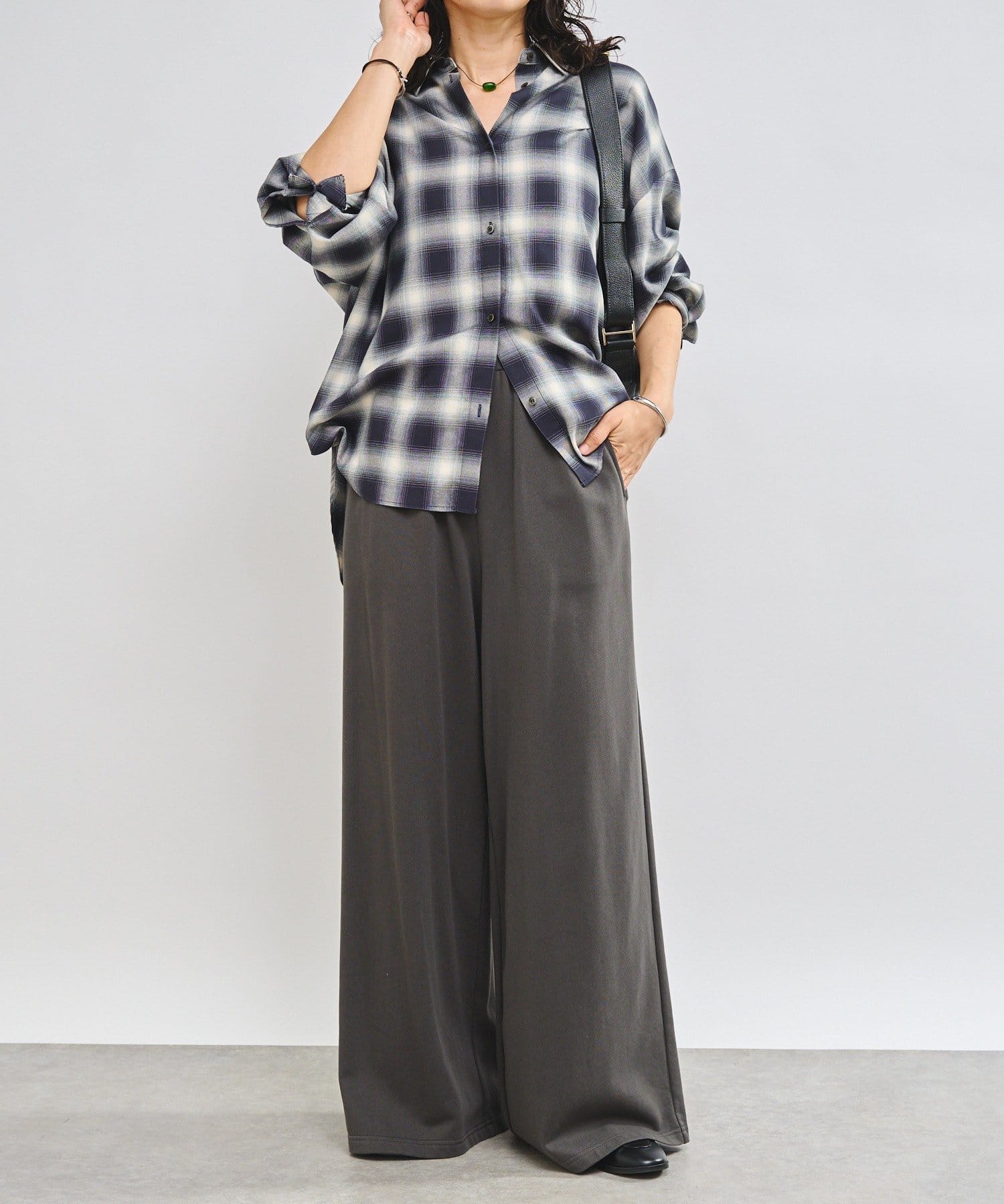【 homspun 】スウェットワイドパンツ スウェットワイドパンツ/2タックデザイン | SPINNS WEB STORE