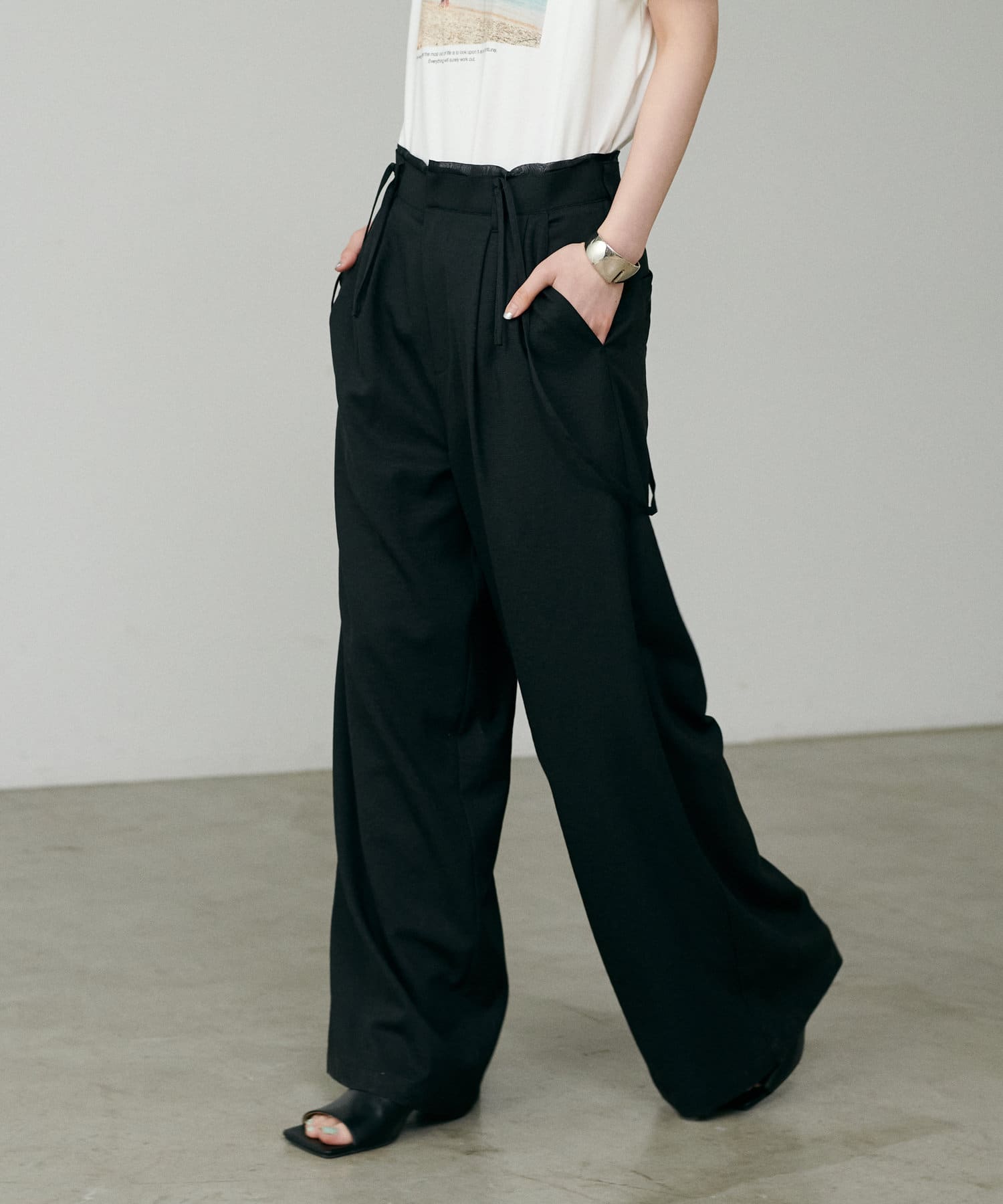 LARUTA(ラルータ) ［Web限定］サスペンダー付きワイドパンツ