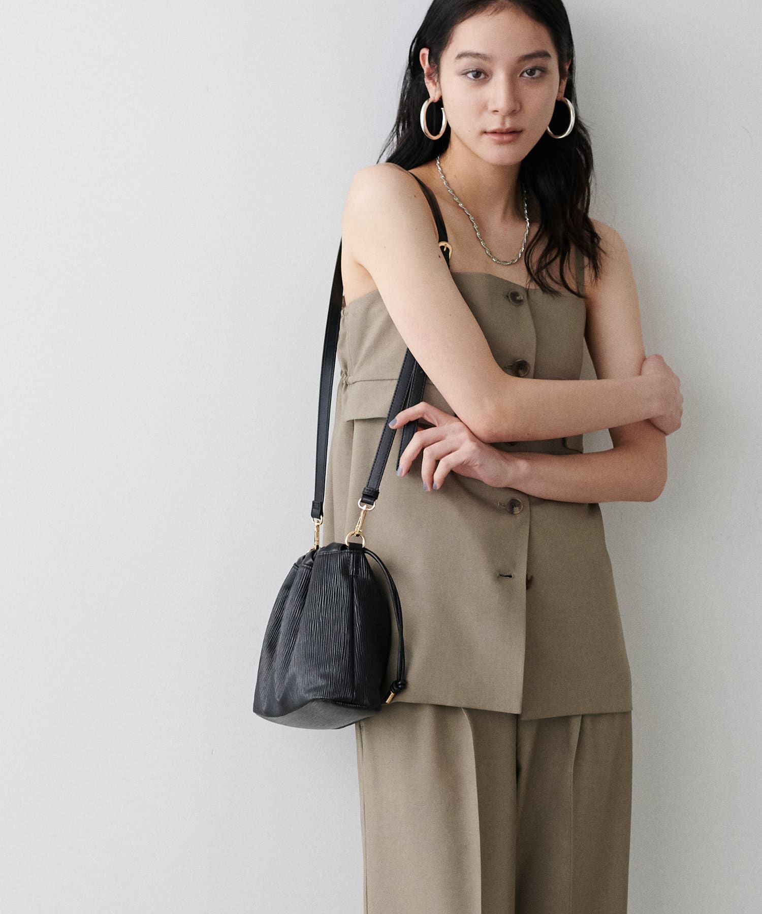 LARUTA(ラルータ) ［Web限定］チェーン巾着ショルダーバッグ