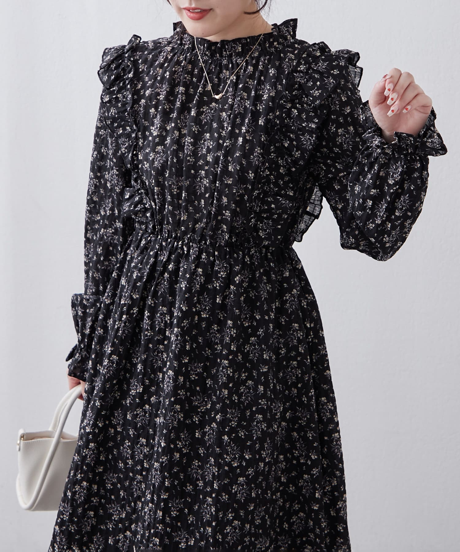 NICE CLAUP / OLIVE des OLIVE OUTLET(ナイスクラップ  / オリーブ デ オリーブ アウトレット) 【RMAF】シア花柄フリルワンピース