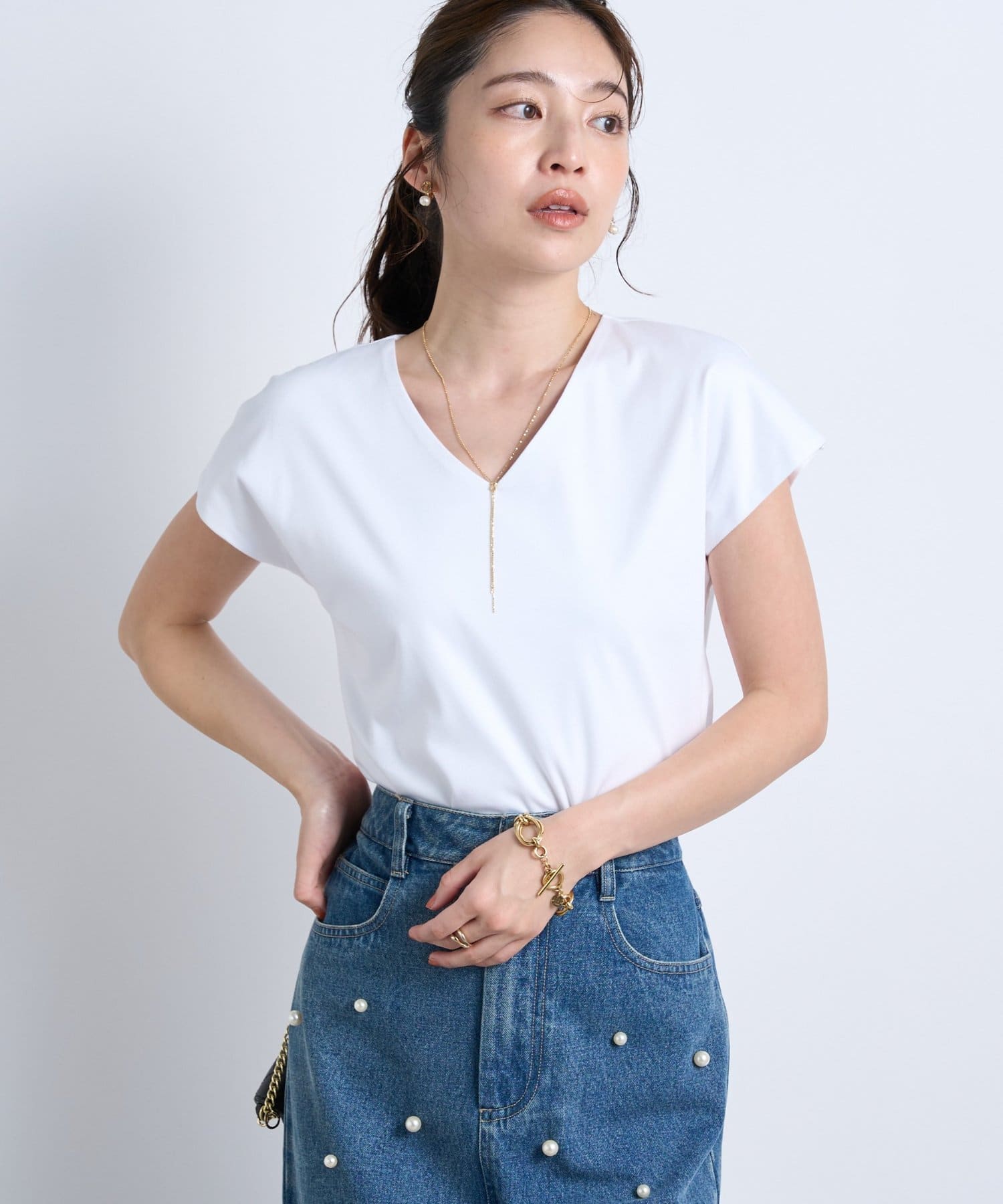 La boutique BonBon(ラブティックボンボン) フレンチVネックTee