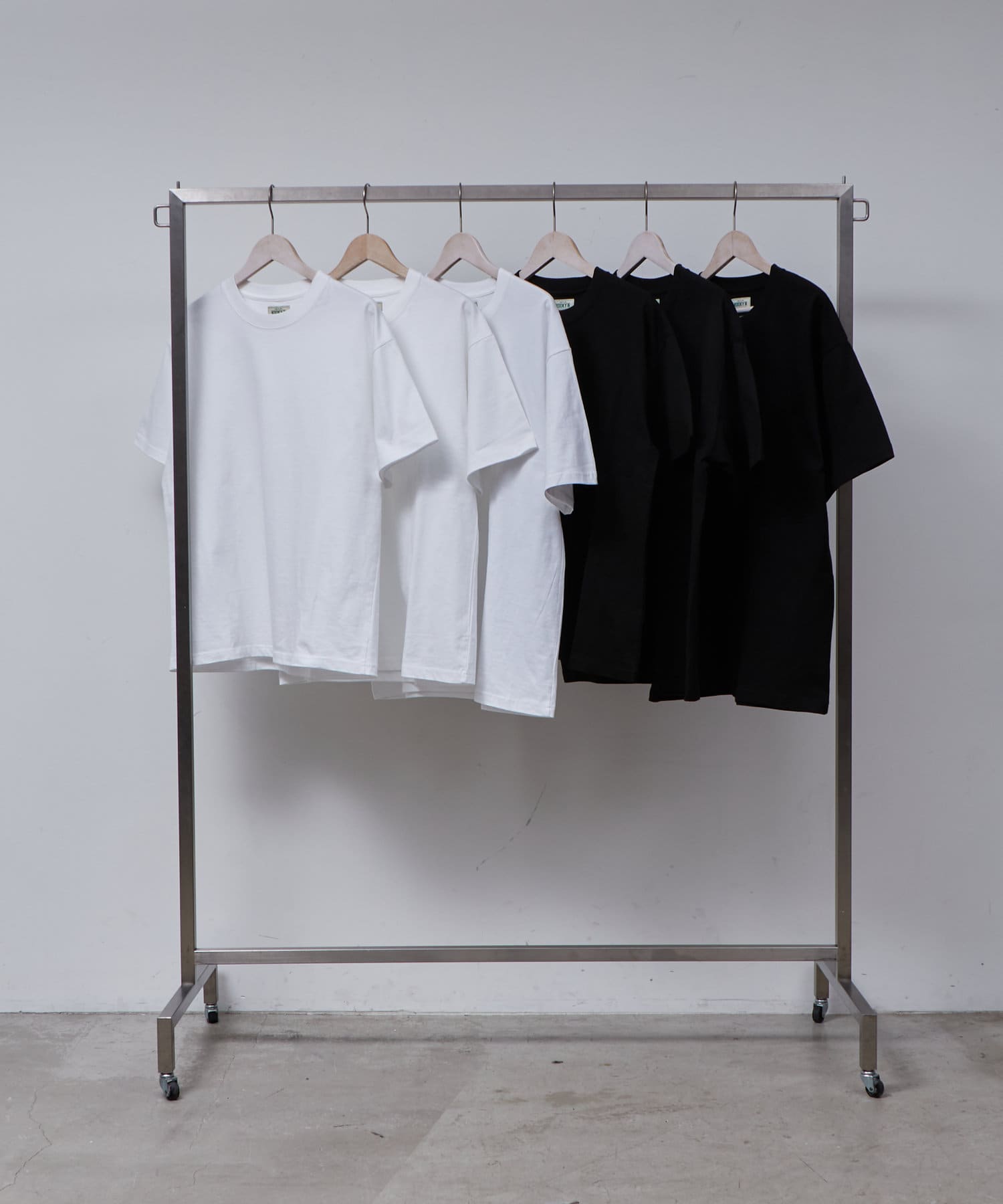 WHO’S WHO gallery(フーズフーギャラリー) 3サイズ/【KOOKY'N/クーキー】 10.5oz ヘビーウェイトTEE