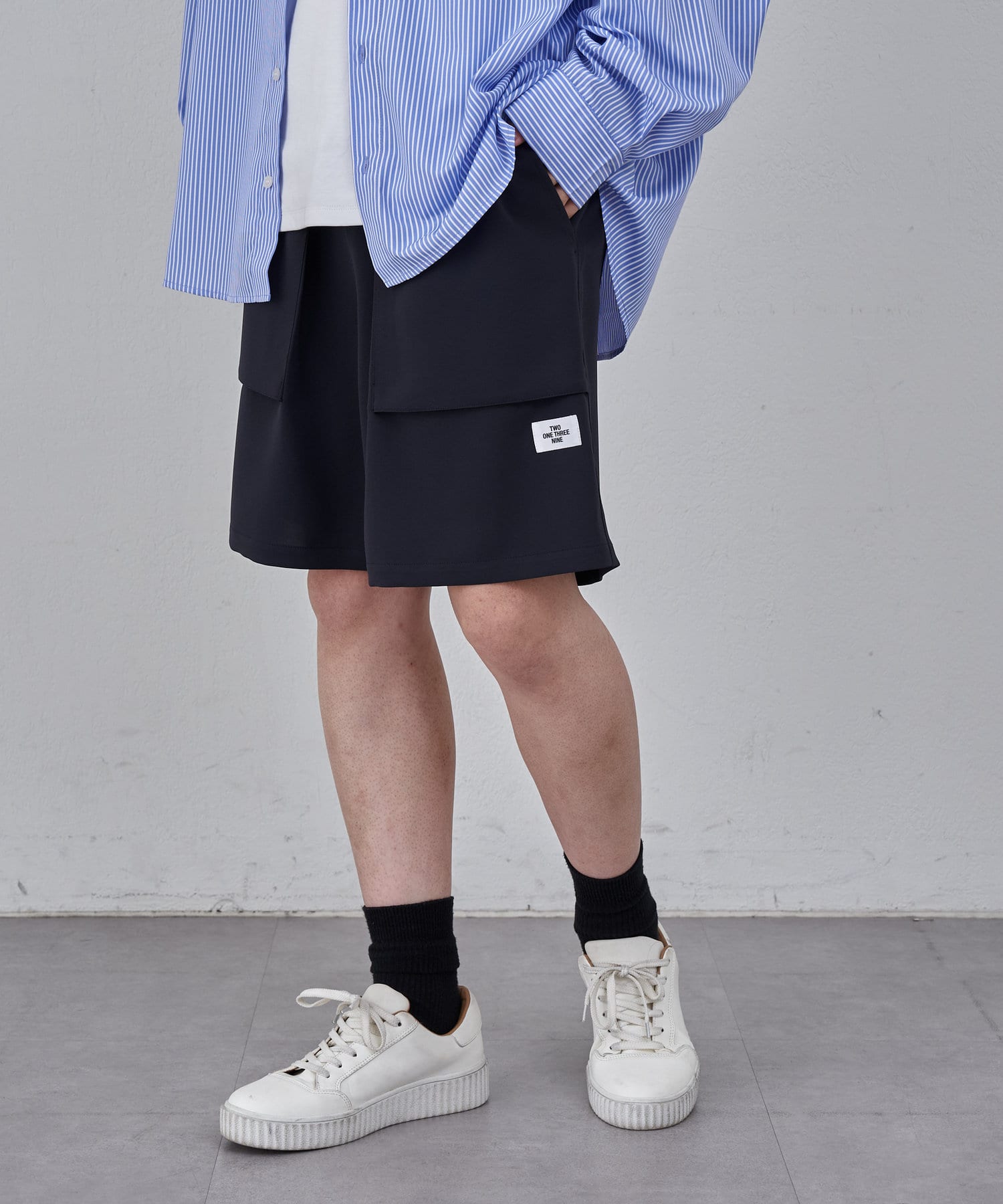 最高の セットアップ対応】ロゴ付きリラックスショーツ 2139 COLONY | 服&ファッション小物