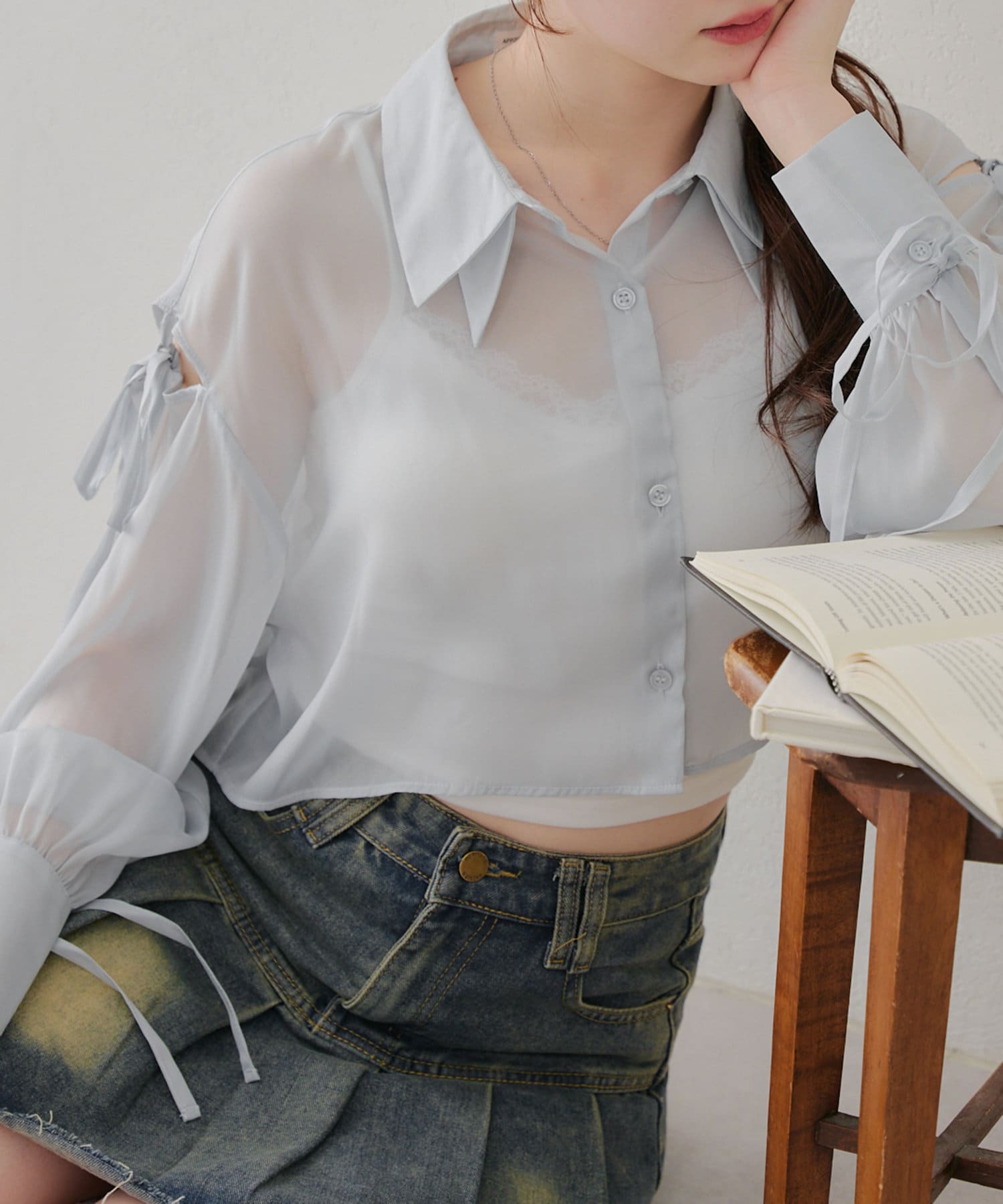 NICE CLAUP / OLIVE des OLIVE OUTLET(ナイスクラップ  / オリーブ デ オリーブ アウトレット) 【RMAF】【MARCHES】肩リボンクロップドシャツ