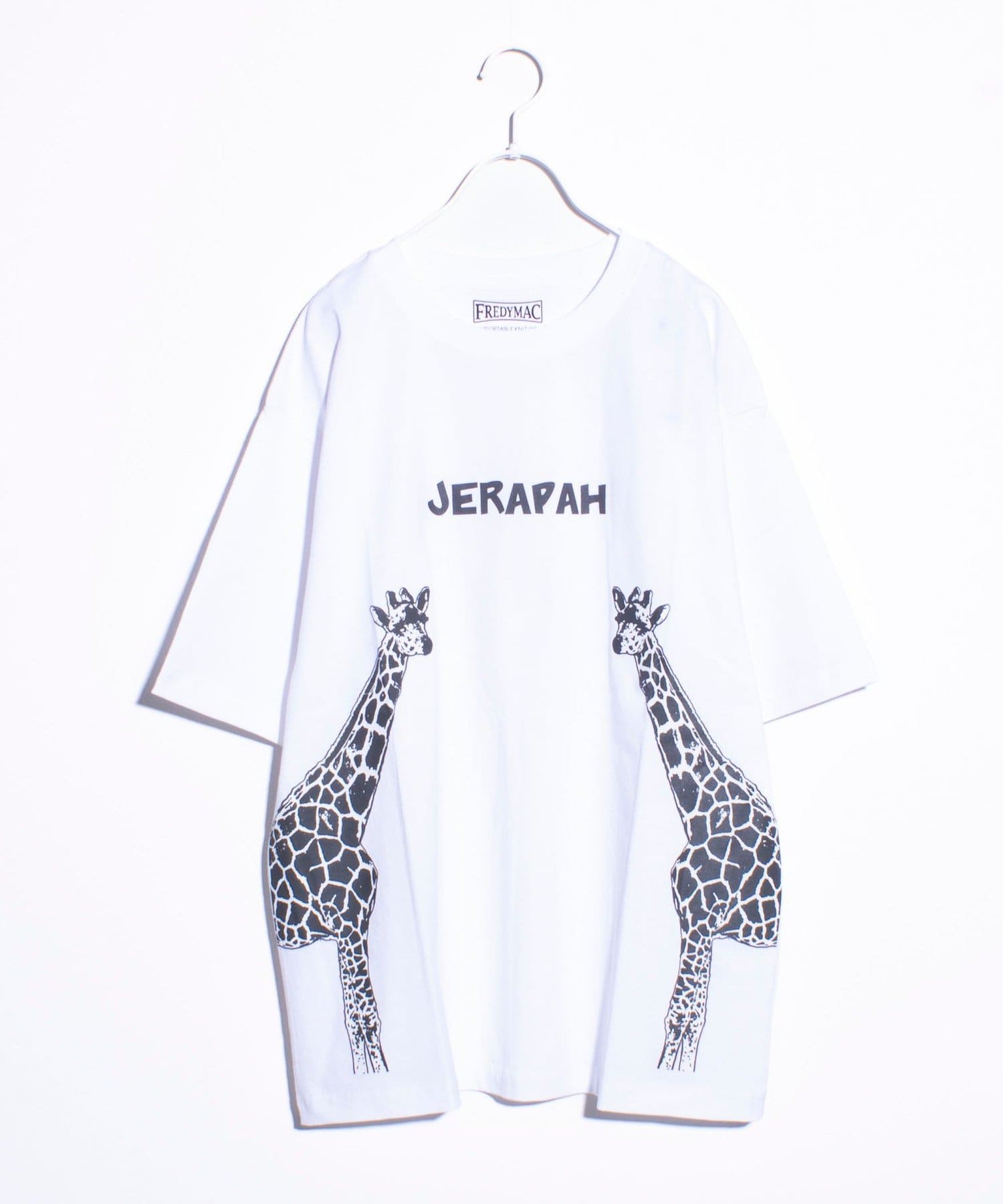 FREDY & GLOSTER(フレディ アンド グロスター) 【FREDYMAC】JERAPAH オリジナルボディ プリントTシャツ