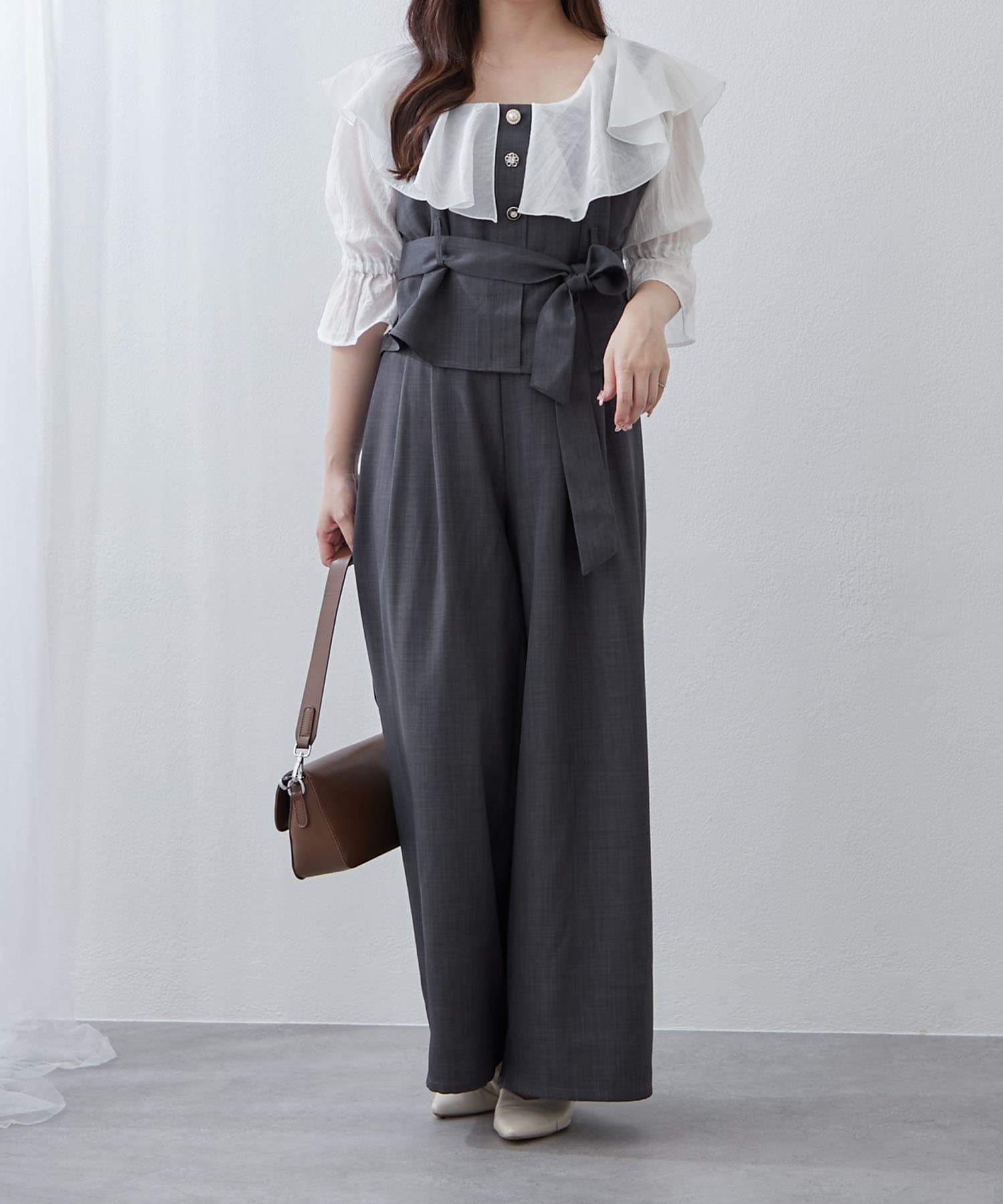 NICE CLAUP / OLIVE des OLIVE OUTLET(ナイスクラップ  / オリーブ デ オリーブ アウトレット) 【２枚セット】【RMAF】麻風素材の色々ぼたんキャミ+パンツセット