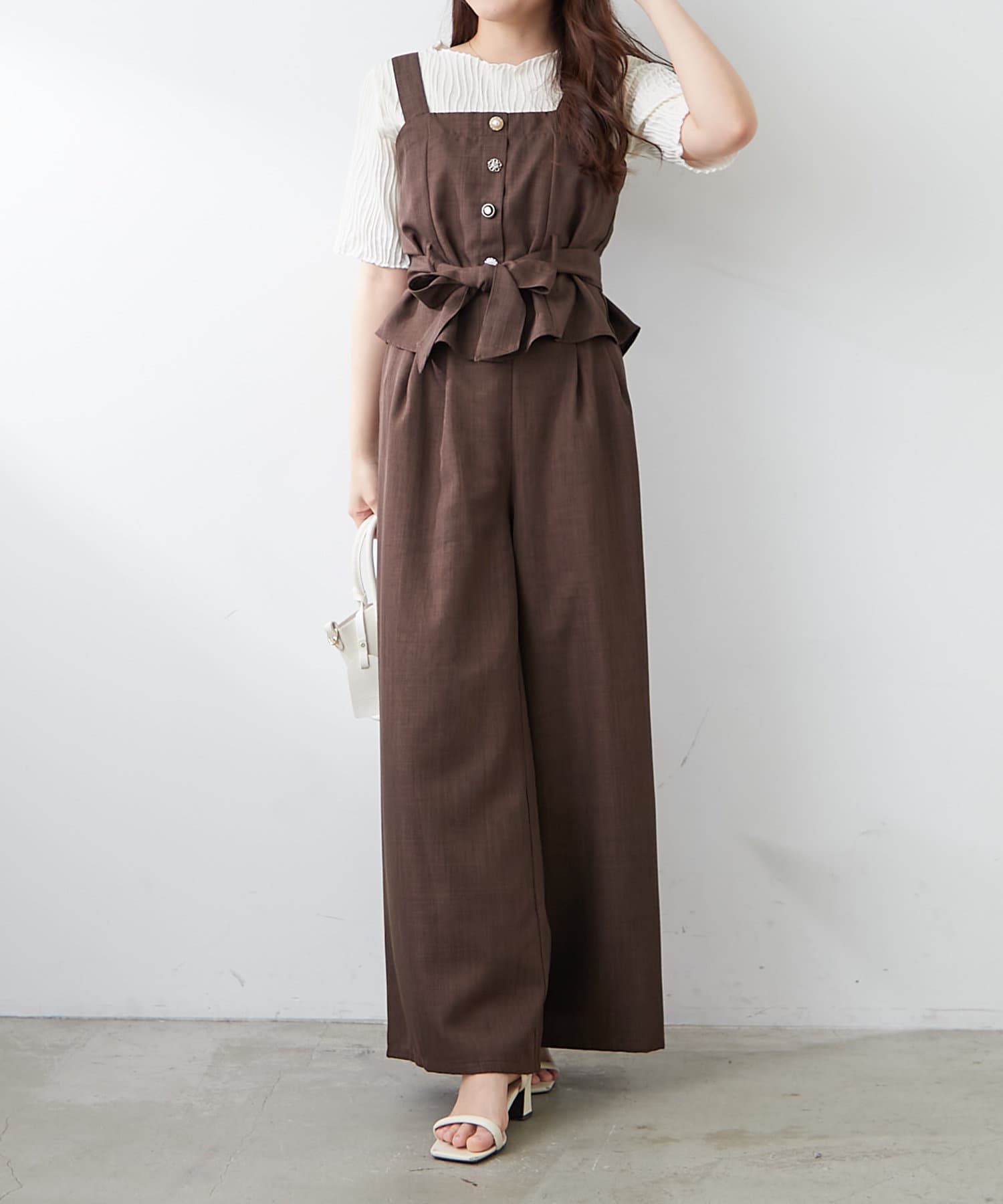 NICE CLAUP / OLIVE des OLIVE OUTLET(ナイスクラップ  / オリーブ デ オリーブ アウトレット) 【２枚セット】【RMAF】麻風素材の色々ぼたんキャミ+パンツセット