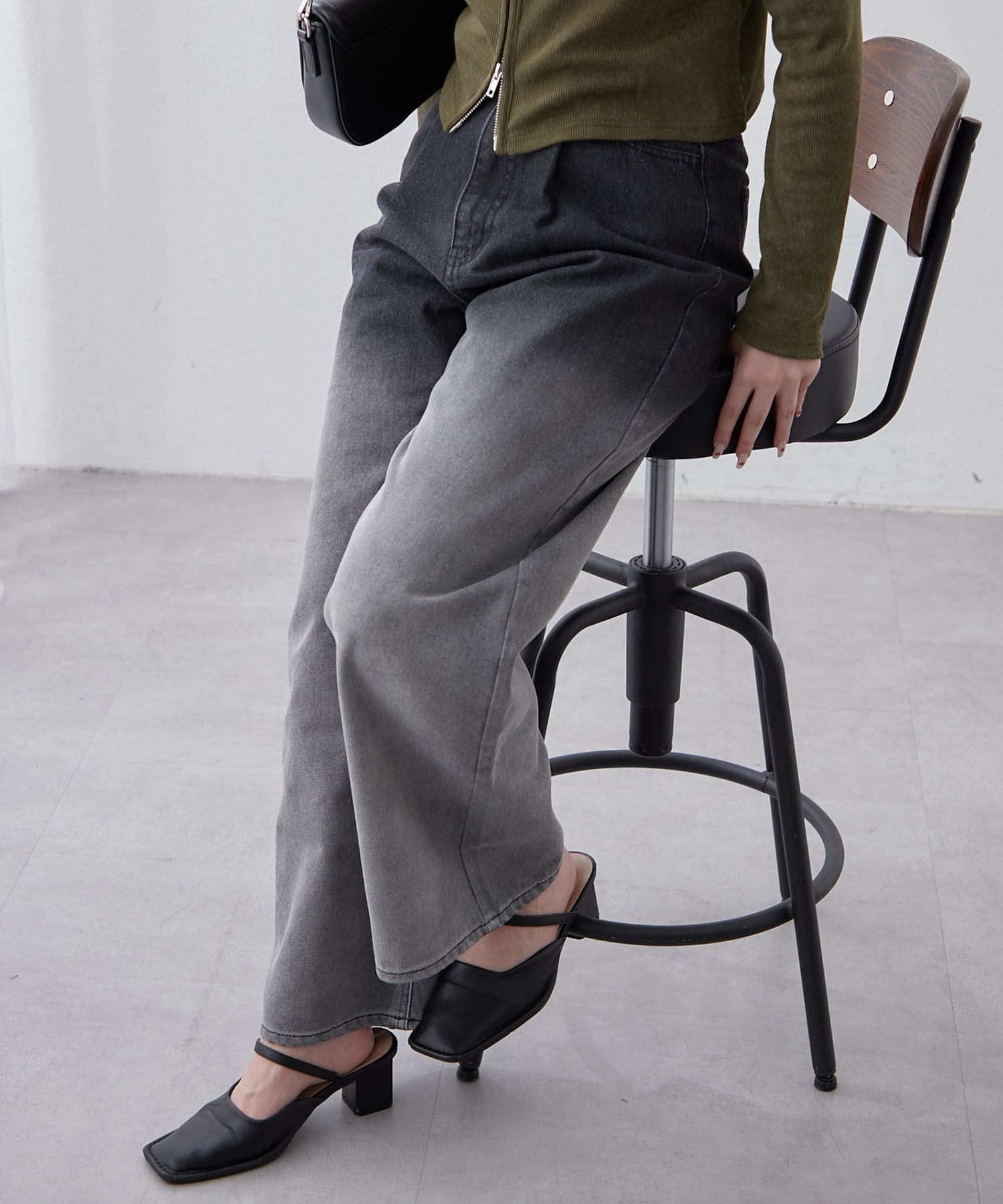 グラデーションタックワイドデニムパンツ | Remind me and