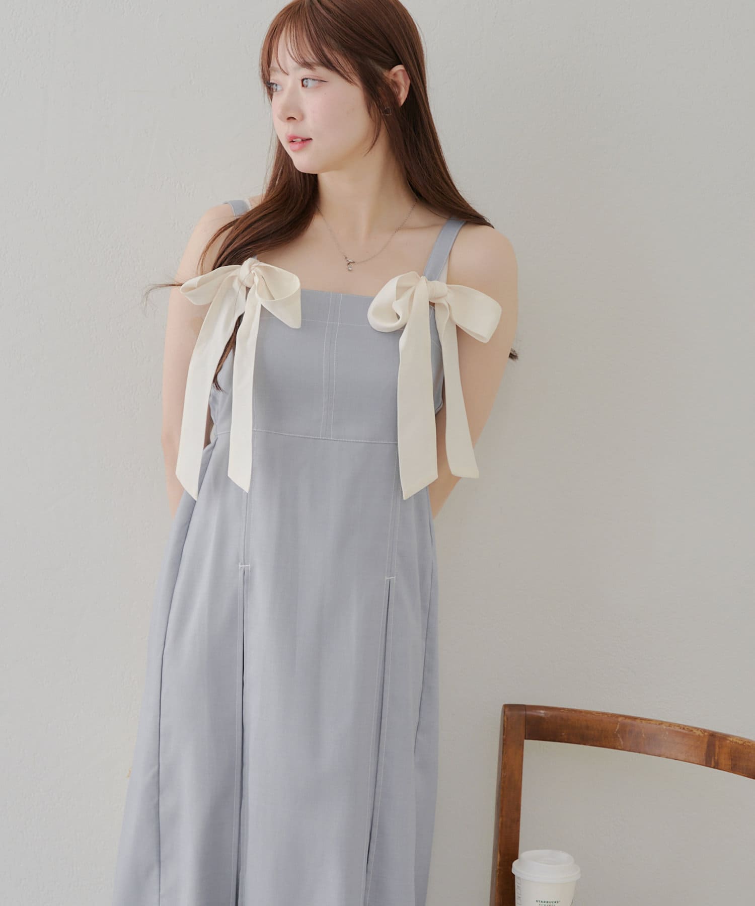 2025SS【ANOTHER BRANCH OLIVE des OLIVE(アナザーブランチオリーブデオリーブ)】■Design・肩紐のリボンが可愛いワンピース。・リボンの取り外しも可能なのでコーデに