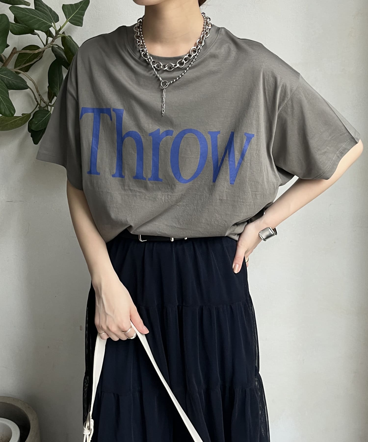 専用出品【DOUDOU】ThrowロゴTEE　ショルダーオープンブラウス ThrowロゴTEE | DOUDOU(ドゥドゥ)レディース | PAL CLOSET(パル