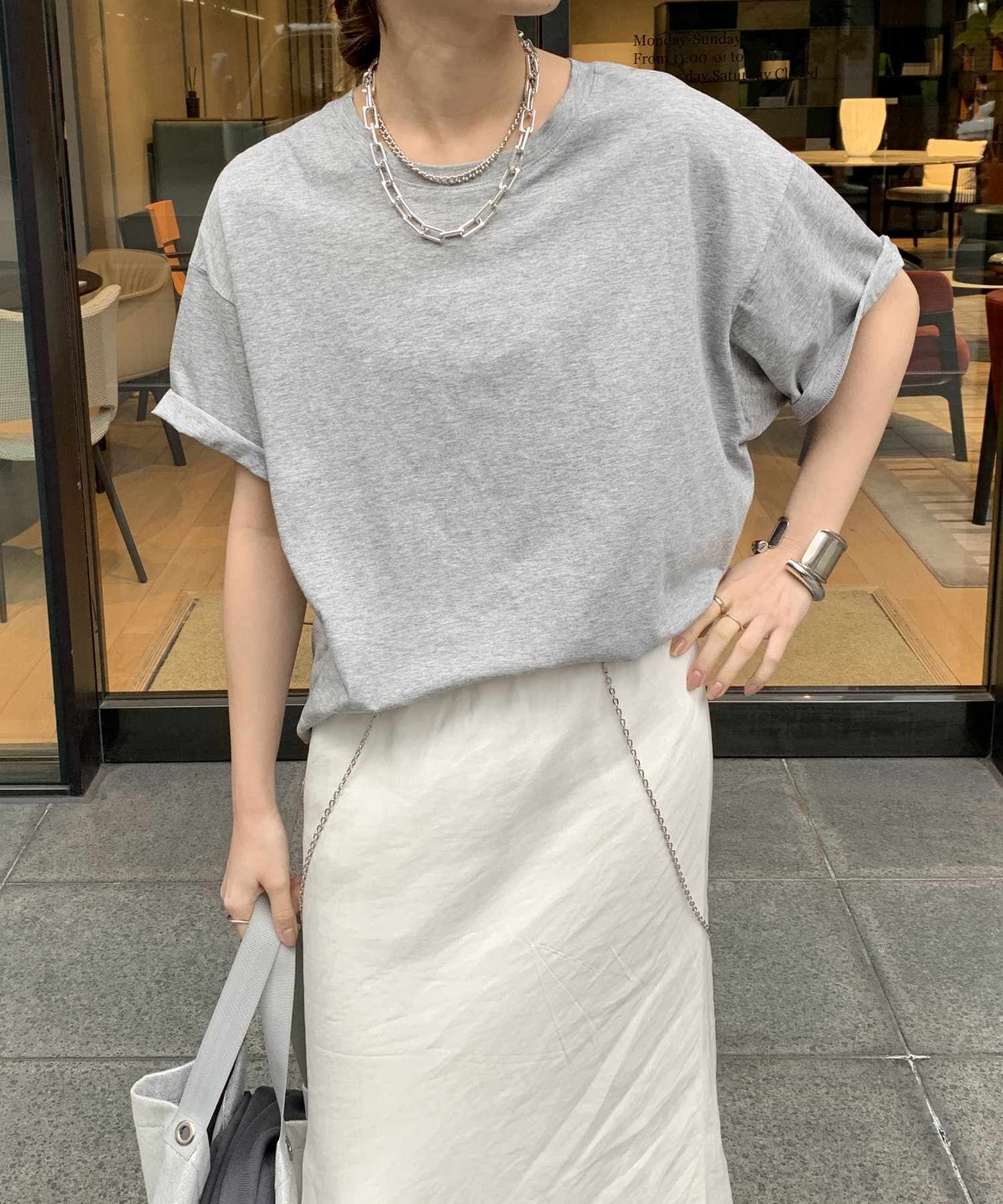 DOUDOU(ドゥドゥ) ThrowロゴTEE