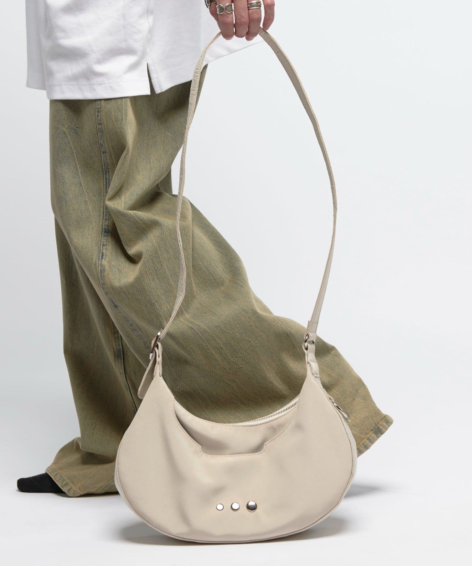 Lui's(ルイス) CRESCENT MOON 2WAY SHOULDER BAG
