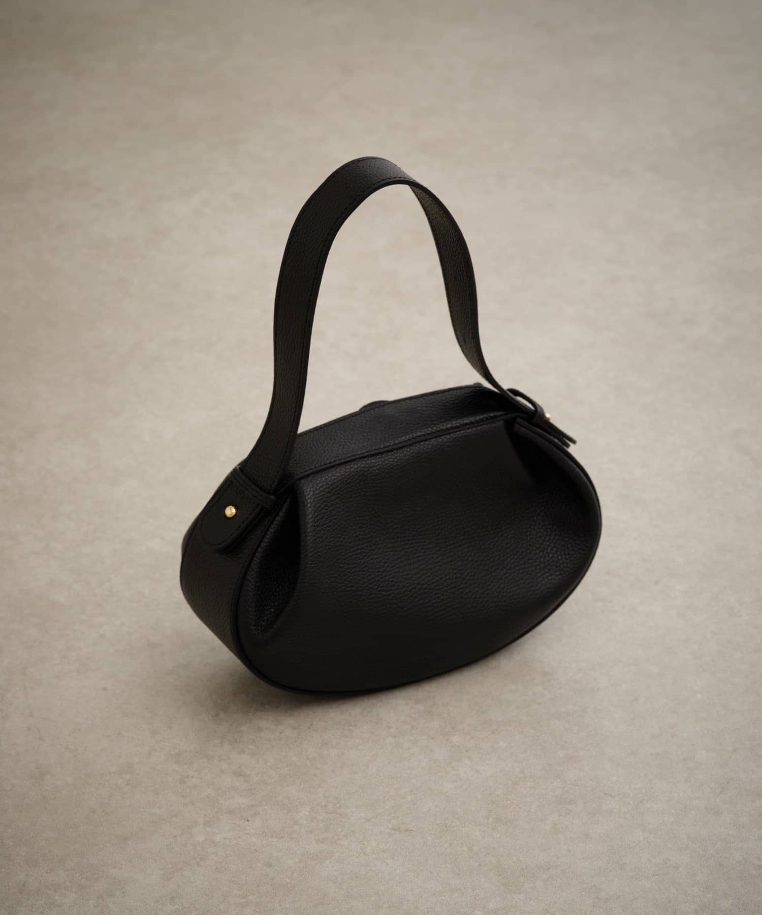 美品☆　EPONINE MILANO　ベルトデザイン　ハンドバッグ エポニーヌ EPONINE MILANO バッグ - メルカリ