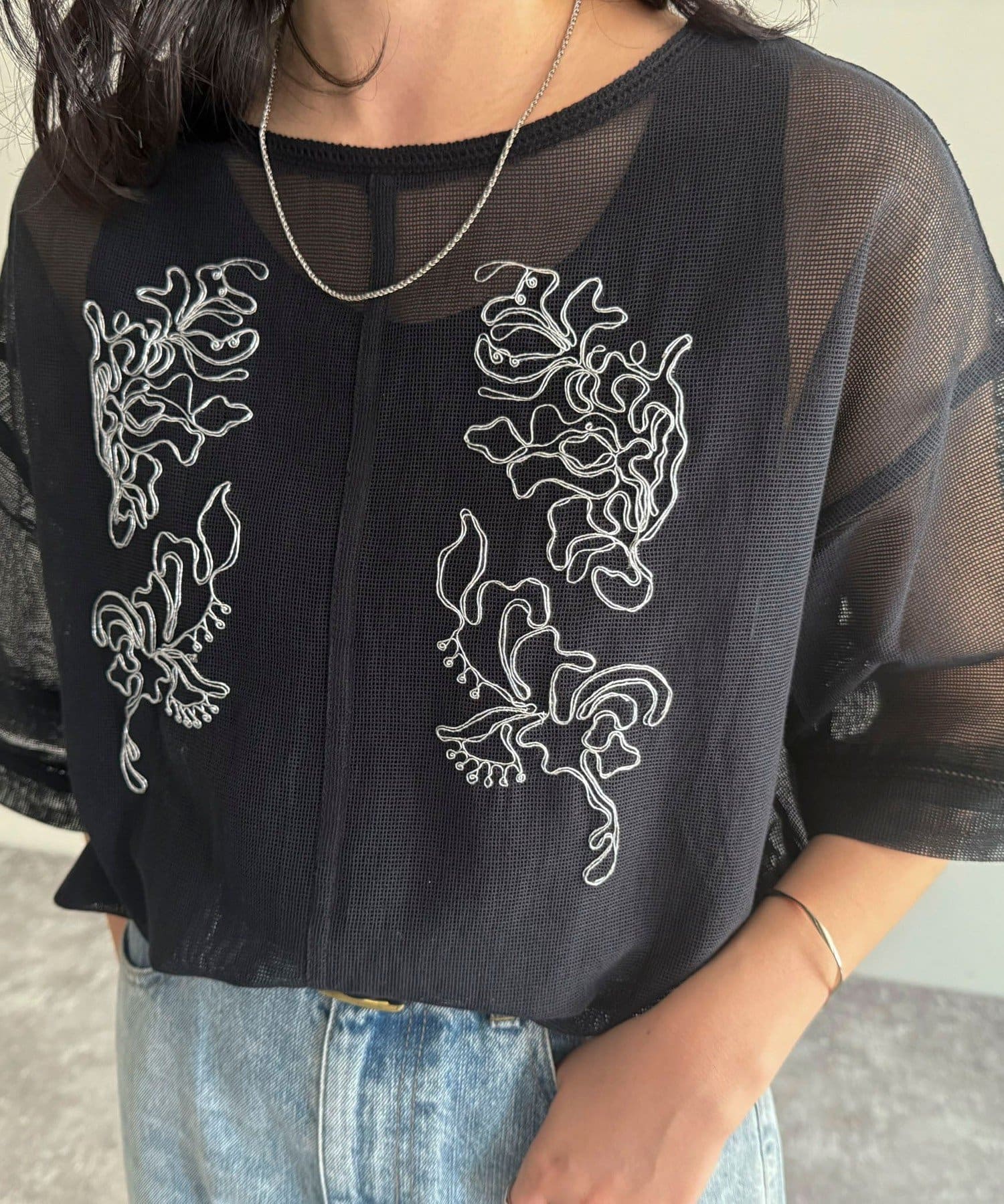FREDY & GLOSTER(フレディ アンド グロスター) MADE INDIA コットンネットザリ刺繍プルオーバーブラウス