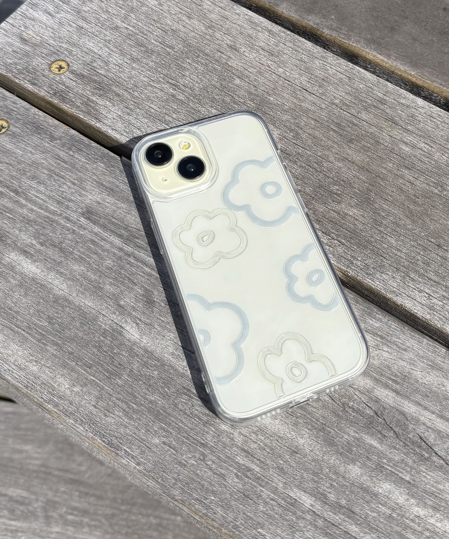 Lattice(ラティス) ニュアンスフラワースマホケース(iPhone15)