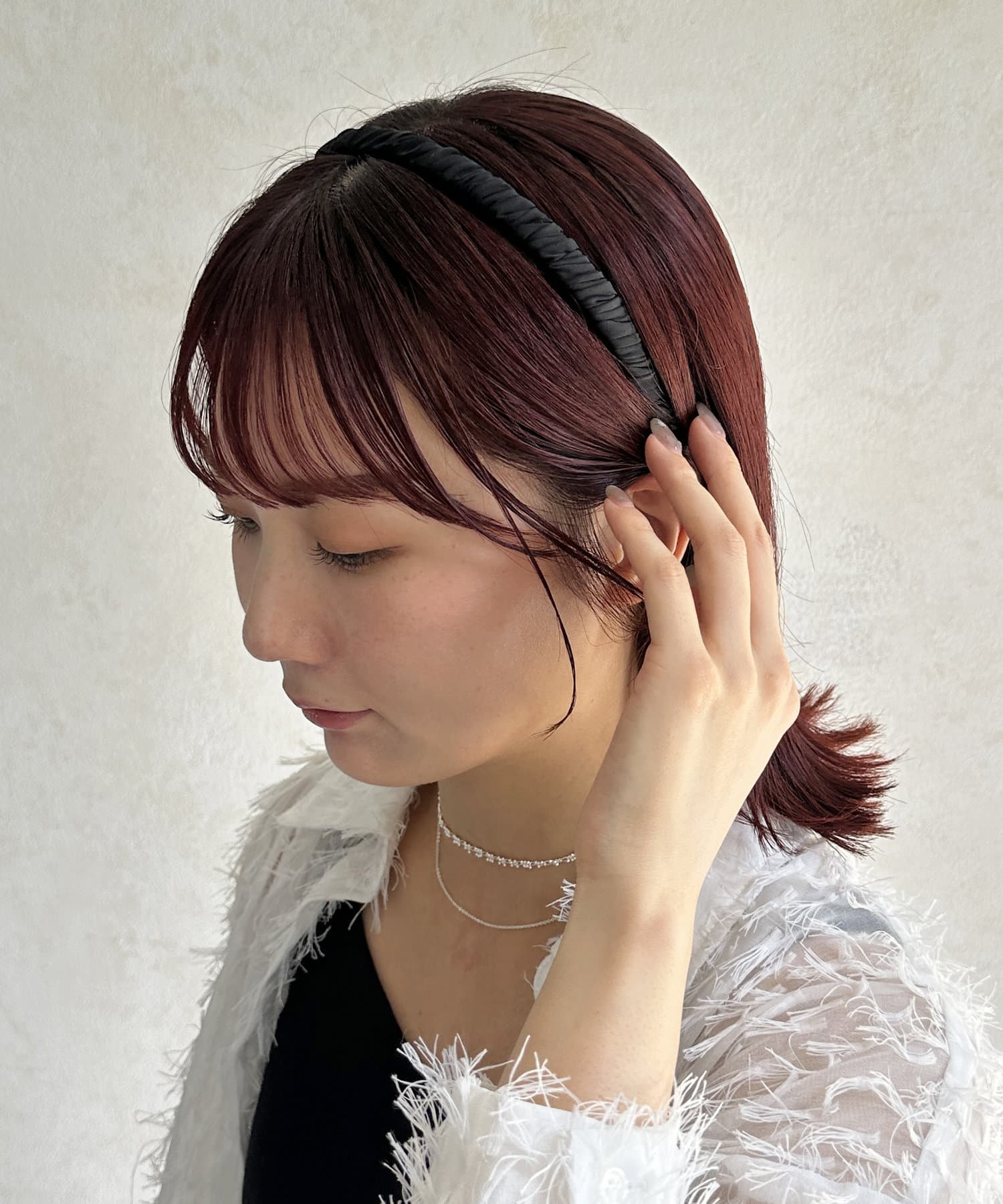 Thevon.(ゼヴォン) 【heilly/ヘイリー】サテンカチューシャ