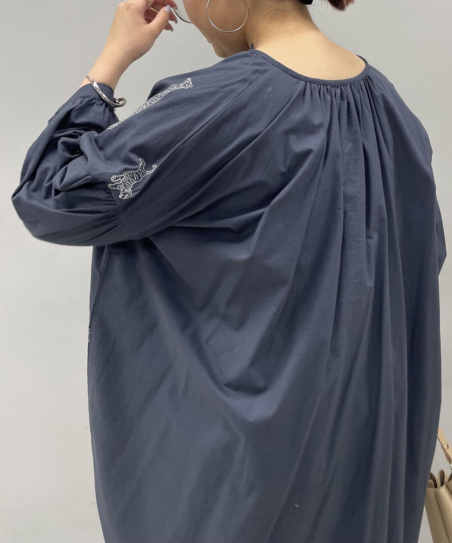 Remind me and forever(リマインドミーアンドフォーエバー) 【インド綿100%】アニマル刺繍ワンピース