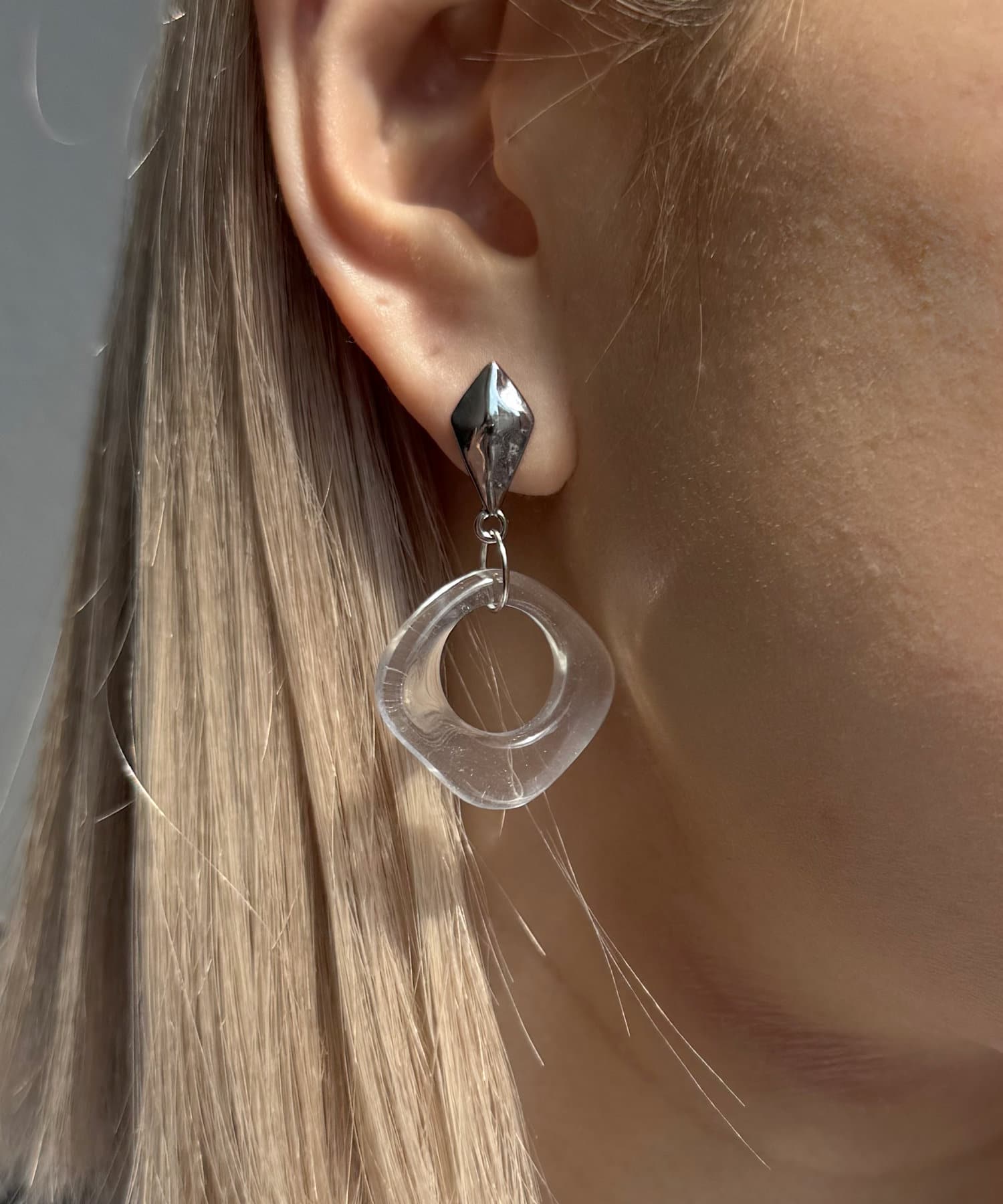 Lattice(ラティス) ニュアンスクリアピアス