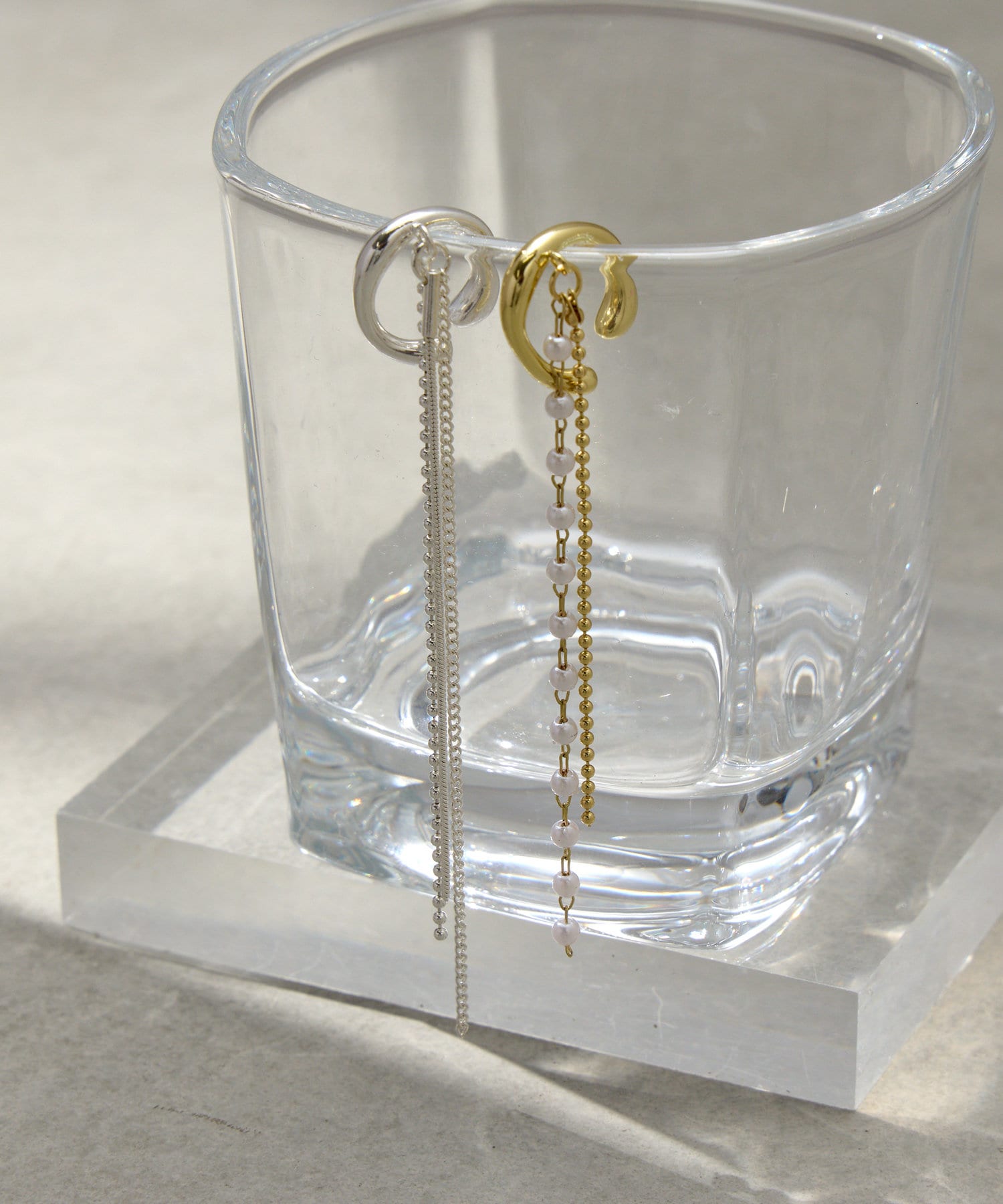 Lattice(ラティス) ロングパールイヤカフ