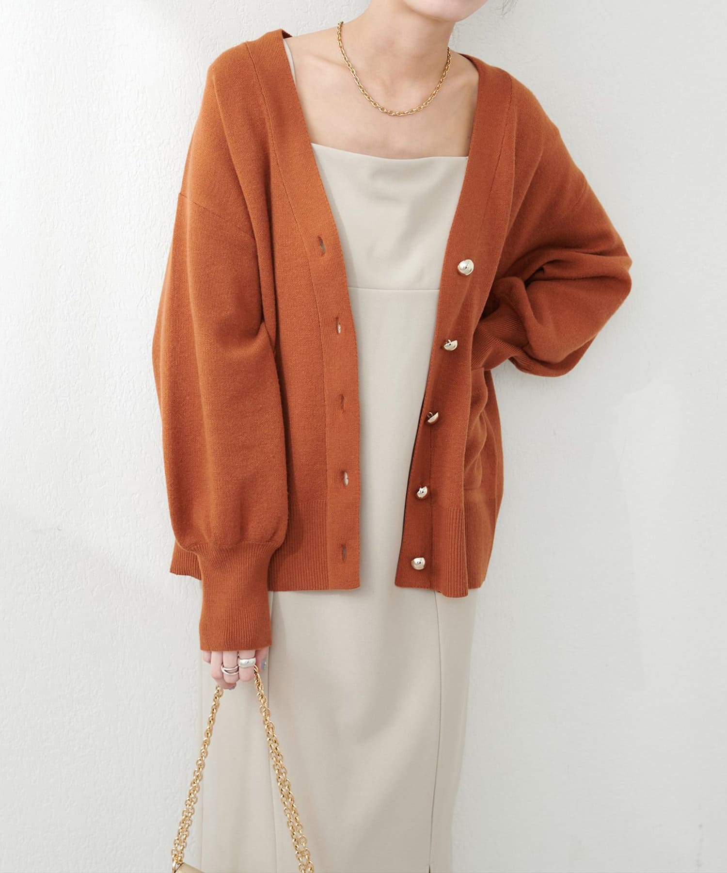 NICE CLAUP / OLIVE des OLIVE OUTLET(ナイスクラップ  / オリーブ デ オリーブ アウトレット) 【natural couture】ぷっくり金ボタンミドルカーデ