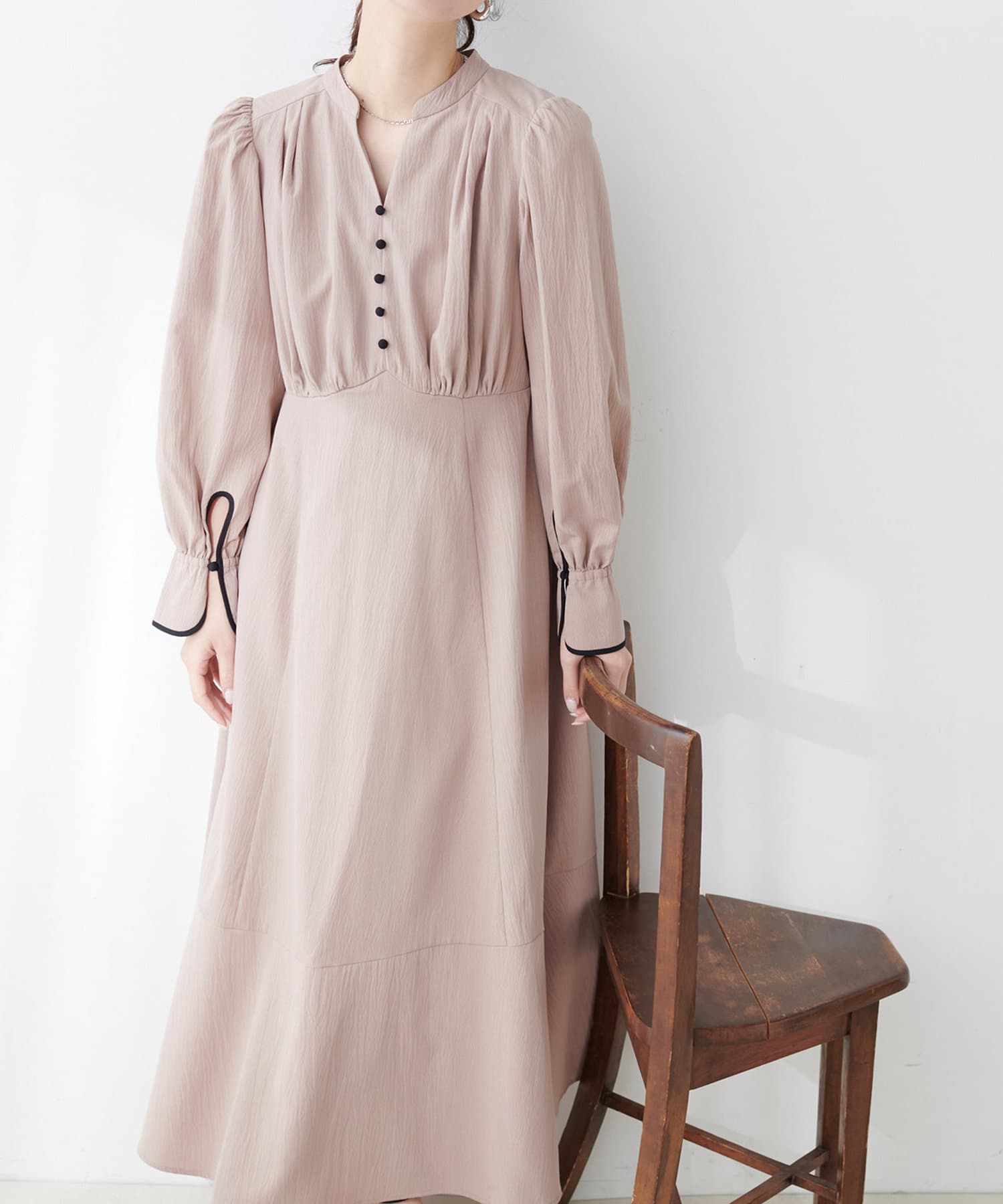 NICE CLAUP / OLIVE des OLIVE OUTLET(ナイスクラップ  / オリーブ デ オリーブ アウトレット) 【natural couture】配色くるみ釦ワンピース
