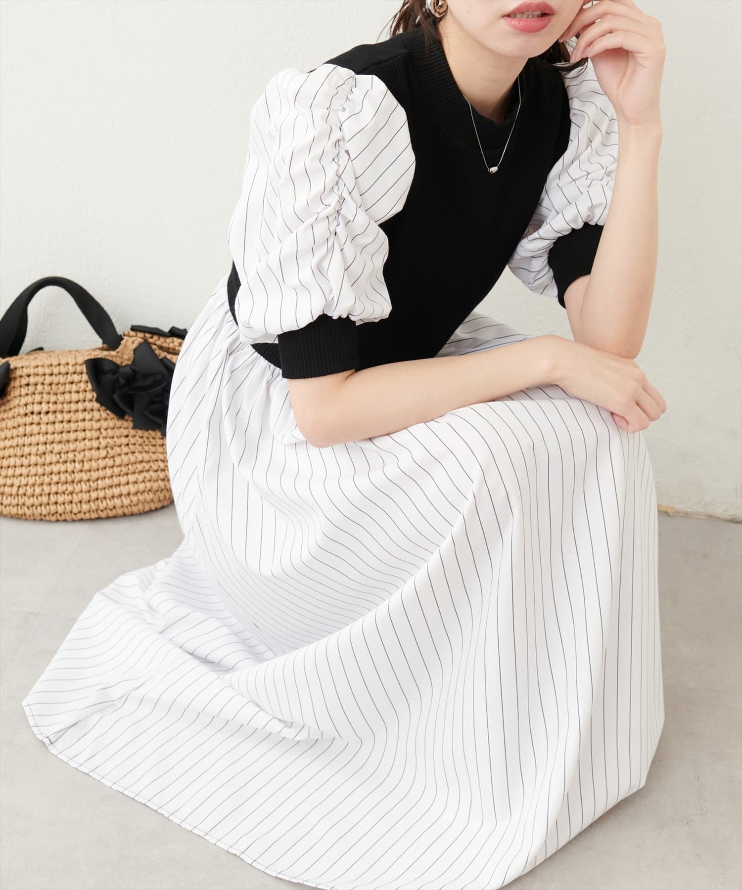 【2025SS natural couture】1枚で決まる◎ディテール袖が魅力のワンピース■Designニット地と布帛地の異素材切替えデザインと、華奢見せ効果も期待できる袖のディテールが目を惹く1着