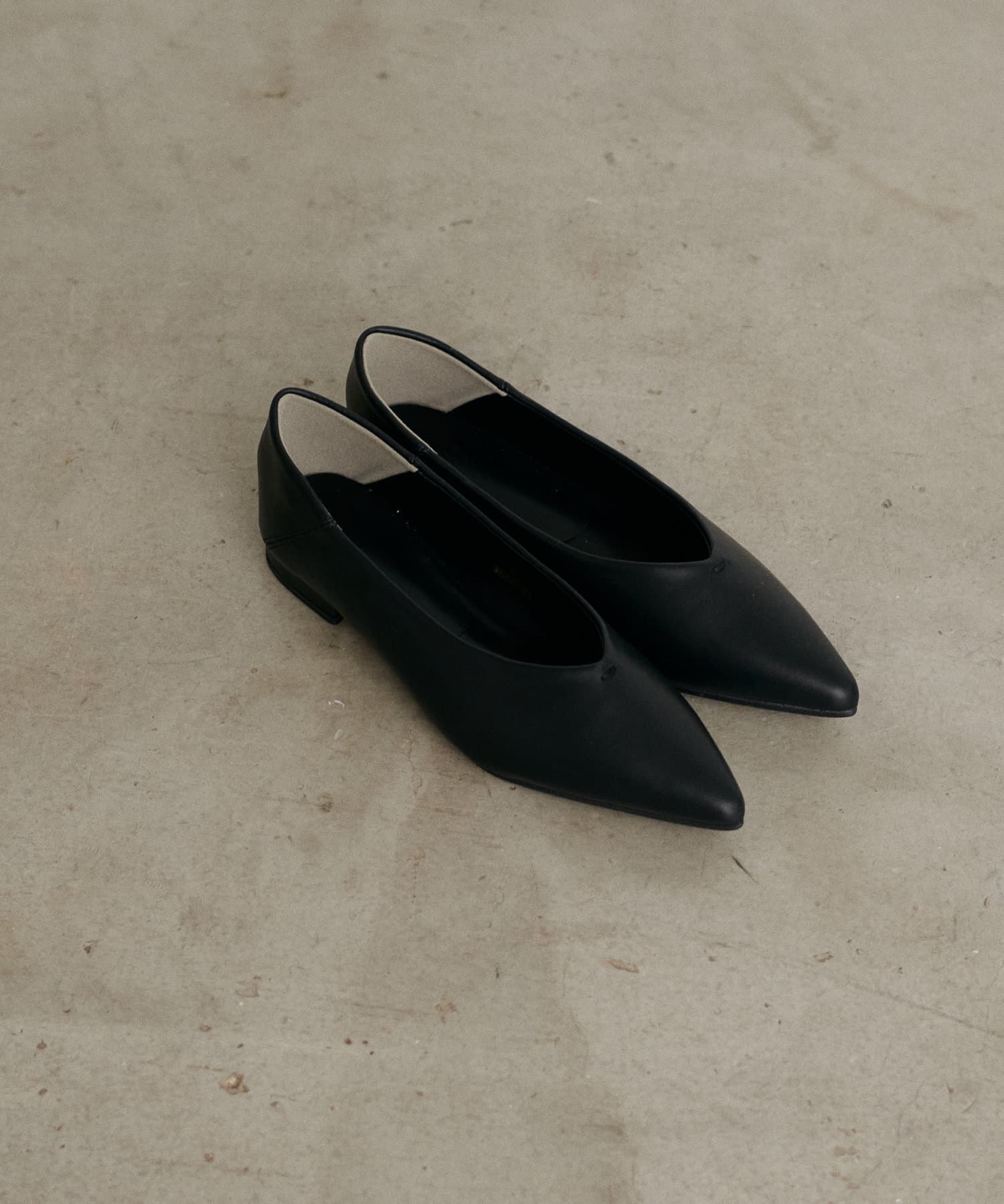 NICE CLAUP / OLIVE des OLIVE OUTLET(ナイスクラップ  / オリーブ デ オリーブ アウトレット) 【LARUTA】ポインテッドパンプス