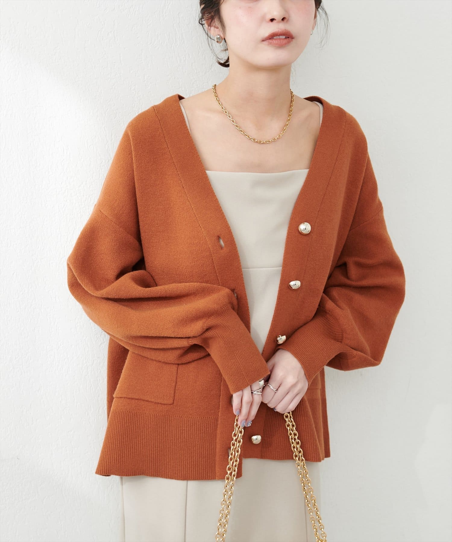 NICE CLAUP / OLIVE des OLIVE OUTLET(ナイスクラップ  / オリーブ デ オリーブ アウトレット) 【natural couture】ぷっくり金ボタンミドルカーデ