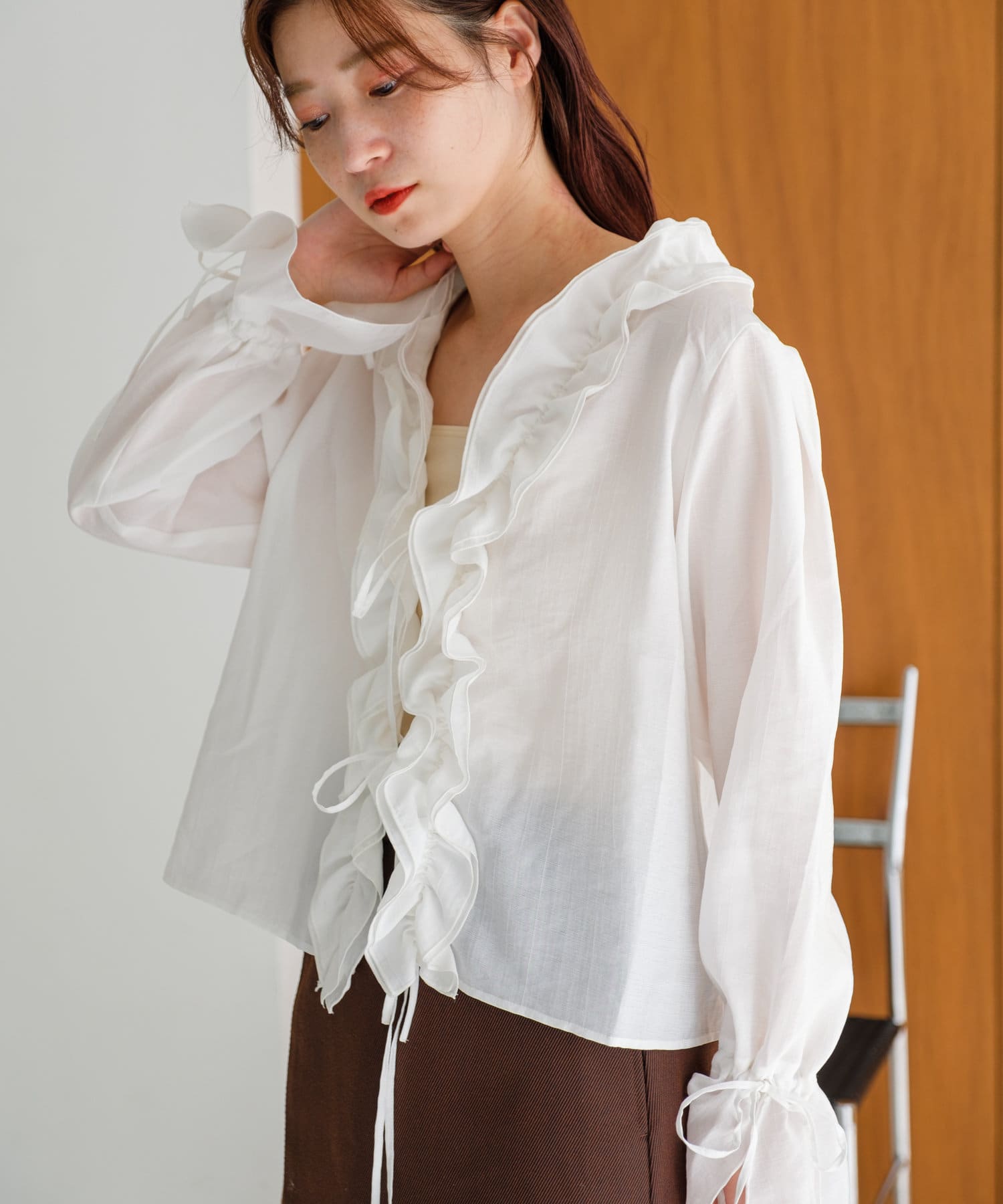 春にぴったり！フリル付きオトナカワイイトップス 異素材切り替えプルオーバー フリルTシャツ レディース トップス