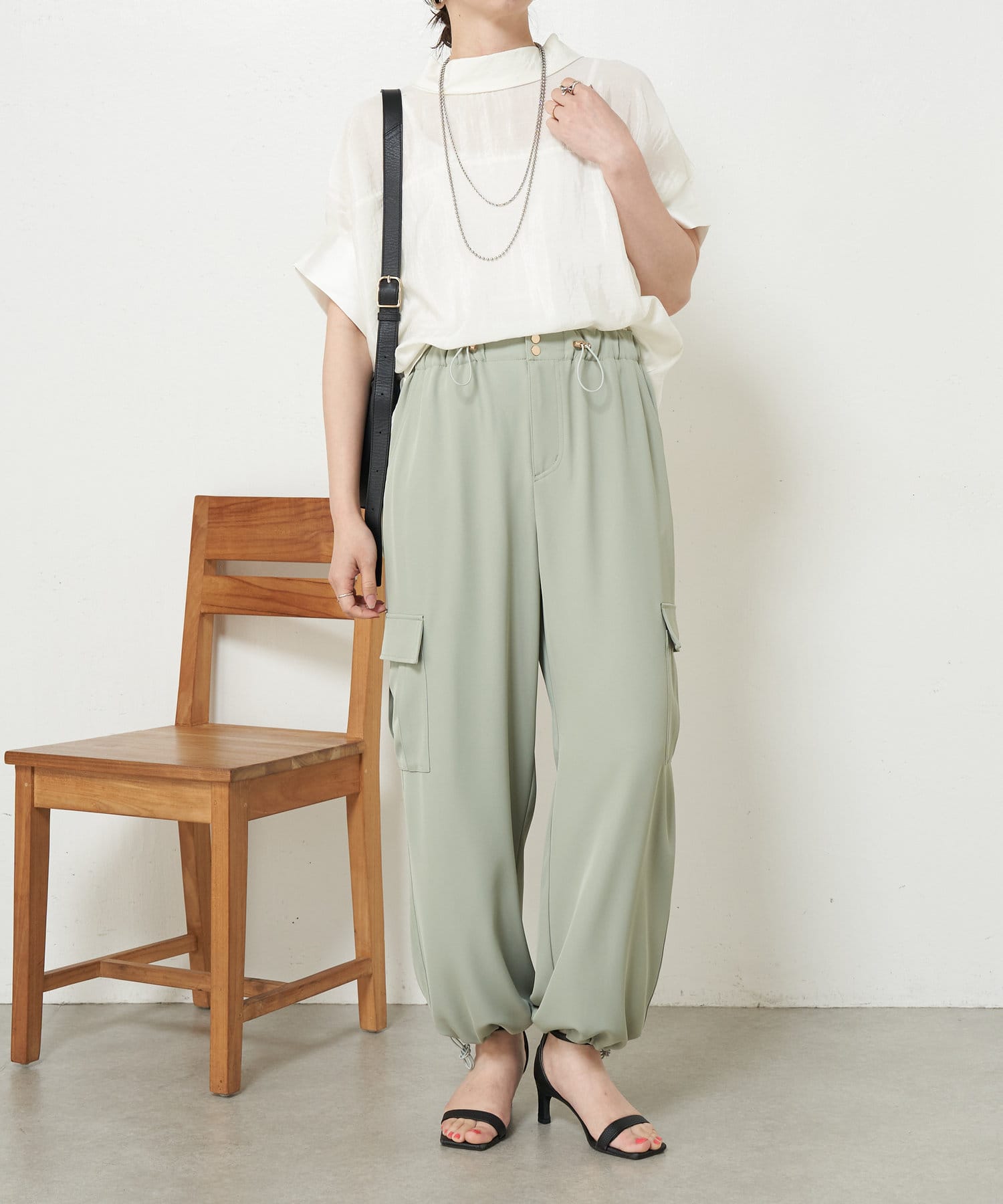 スタンドネックシアーブラウス | Jena espace merveilleux
