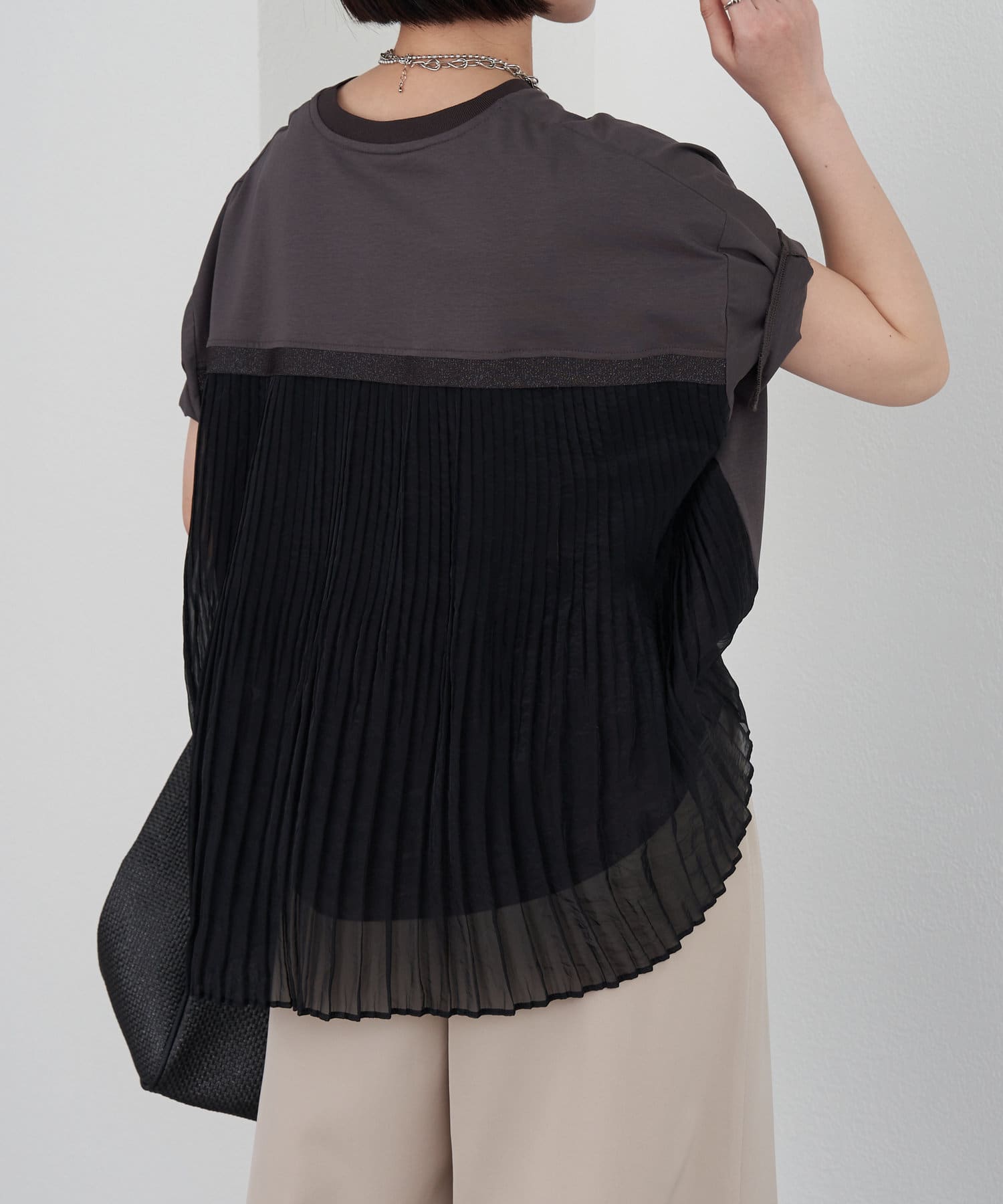 Jena　espace merveilleux(ジェナ　エスパスメルヴェイユ) バックプリーツシルケットカットソー