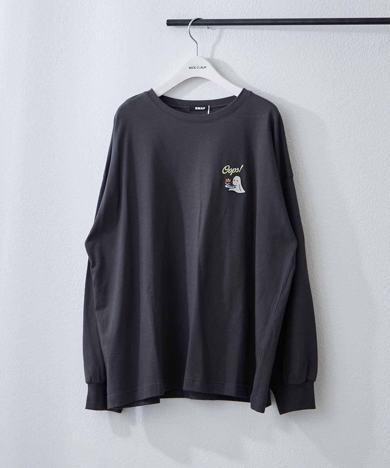 NICE CLAUP / OLIVE des OLIVE OUTLET(ナイスクラップ  / オリーブ デ オリーブ アウトレット) 【OUTLET限定】【人気おばけシリーズ】パンケーキおばけ刺繍ロンT