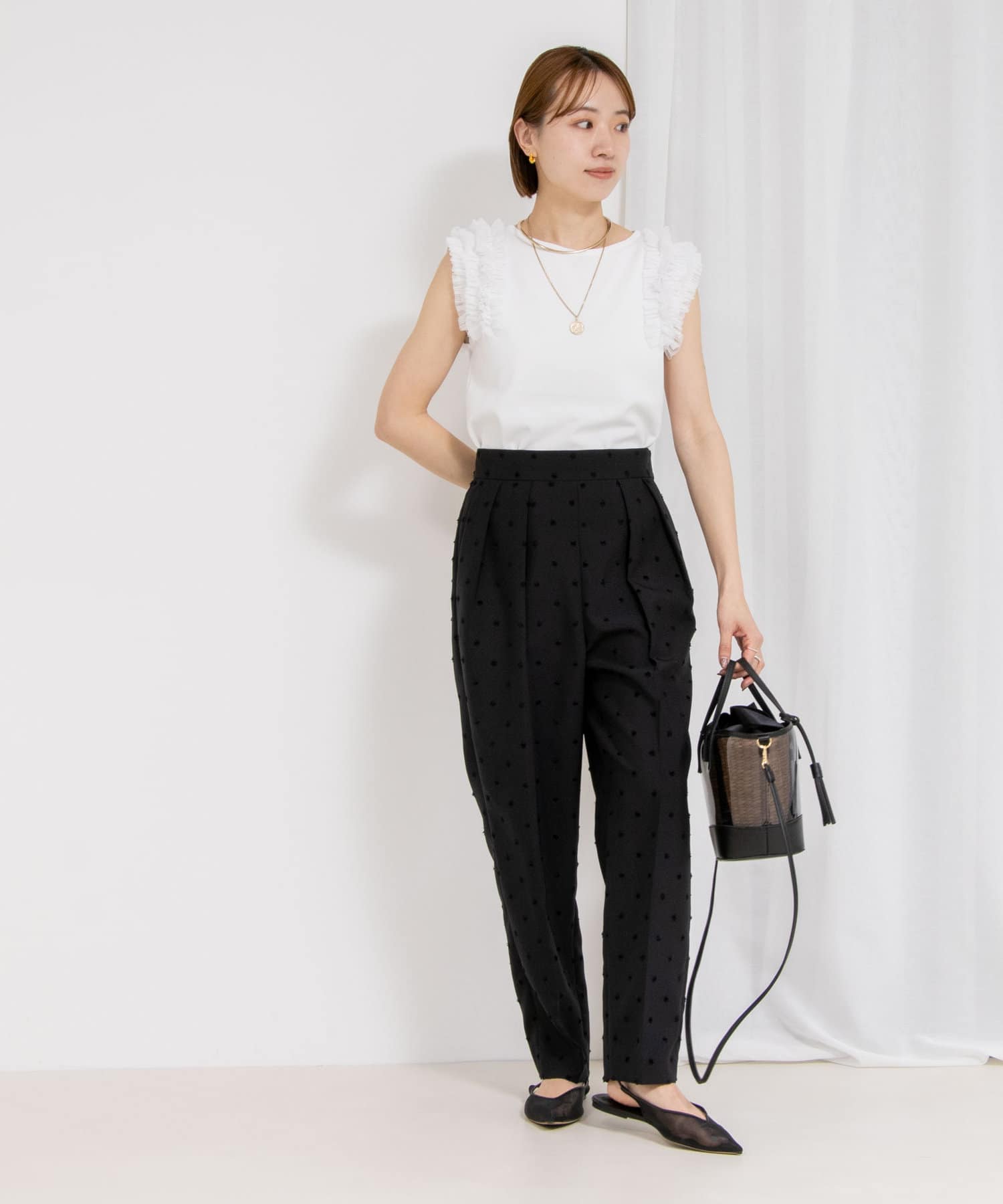 PR阿部☆別注】《手洗い可能》肩フリルノースリーブプルオーバーニット