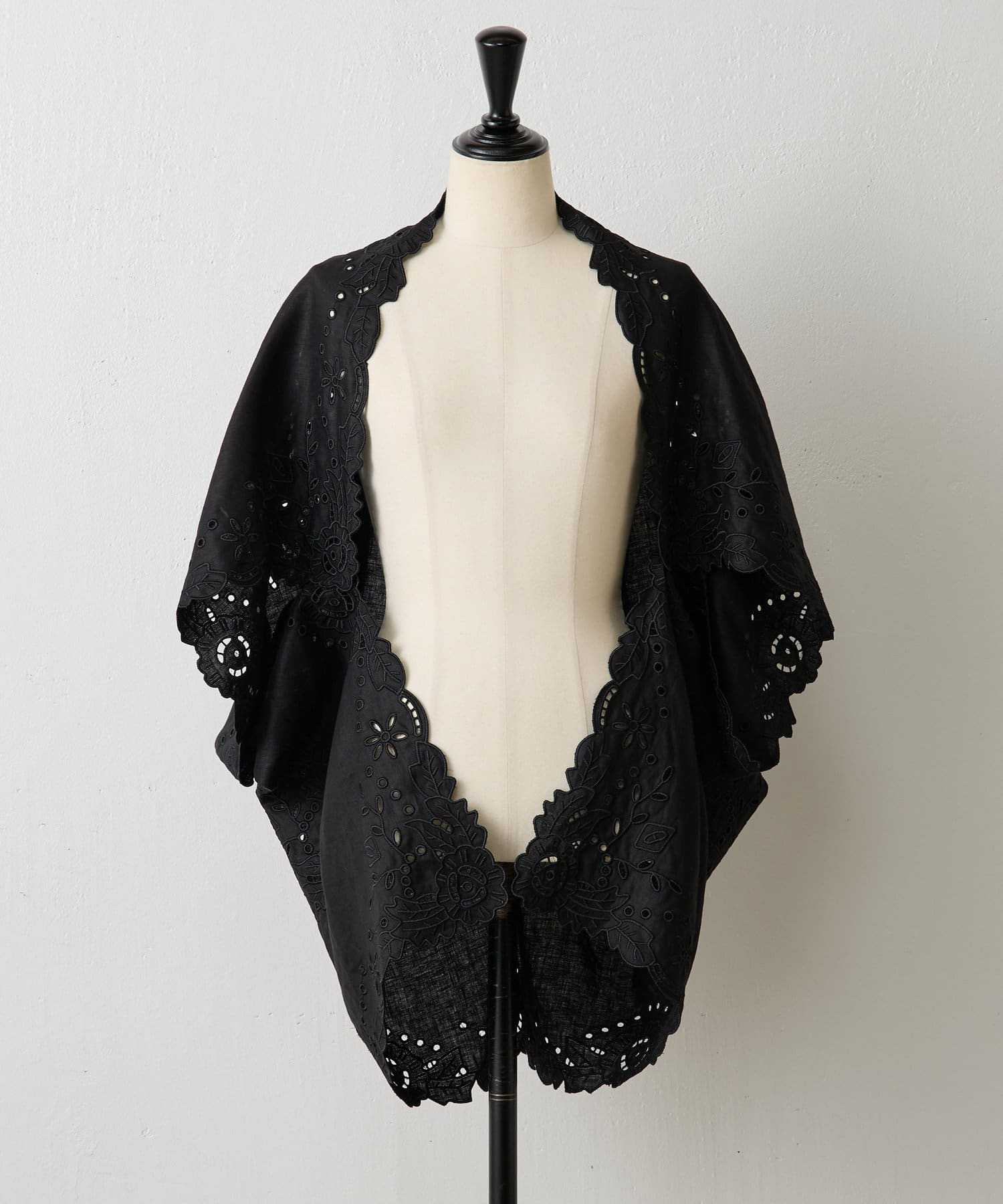BEARDSLEY(ビアズリー) パネルレースリネン羽織