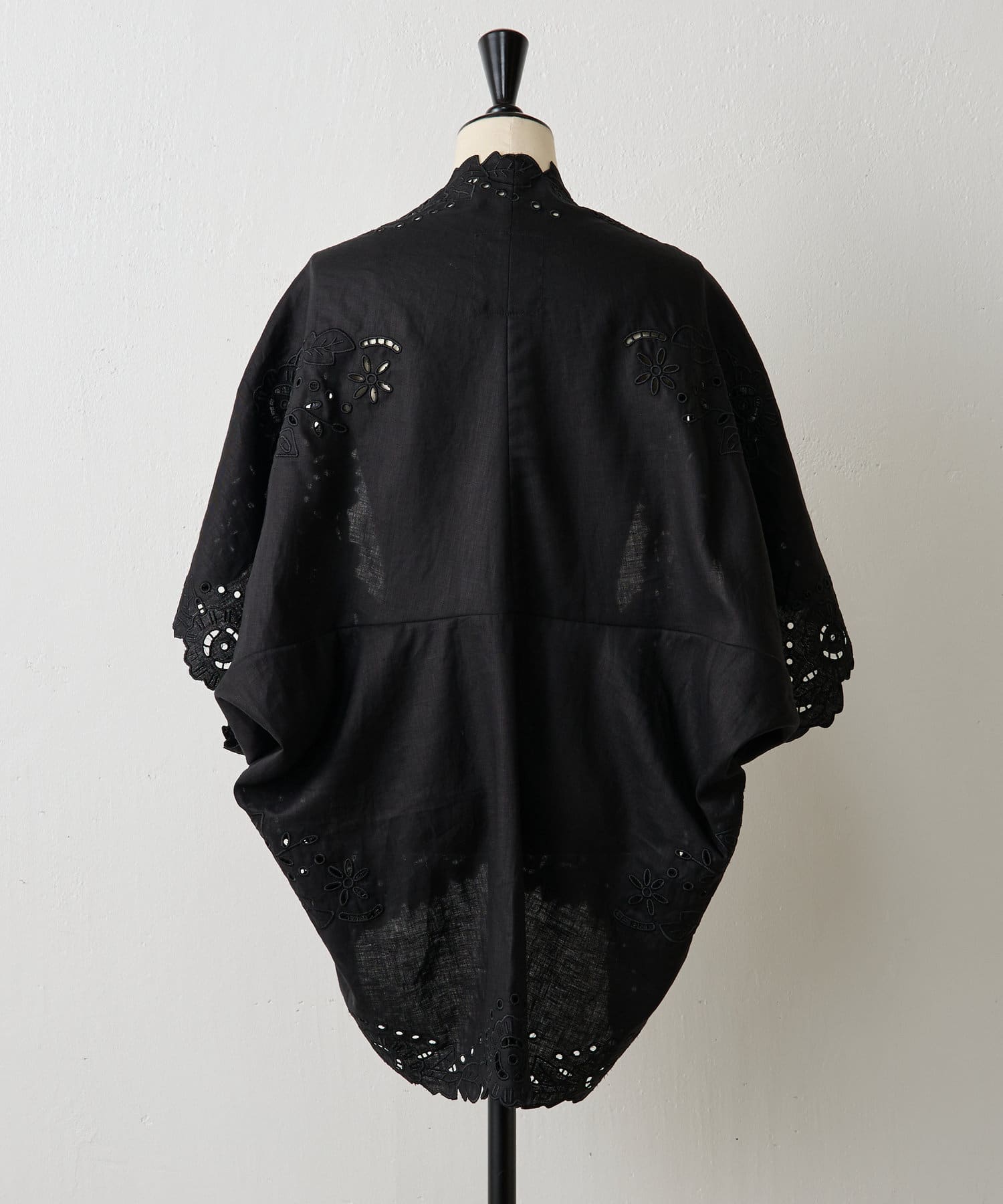 BEARDSLEY(ビアズリー) パネルレースリネン羽織