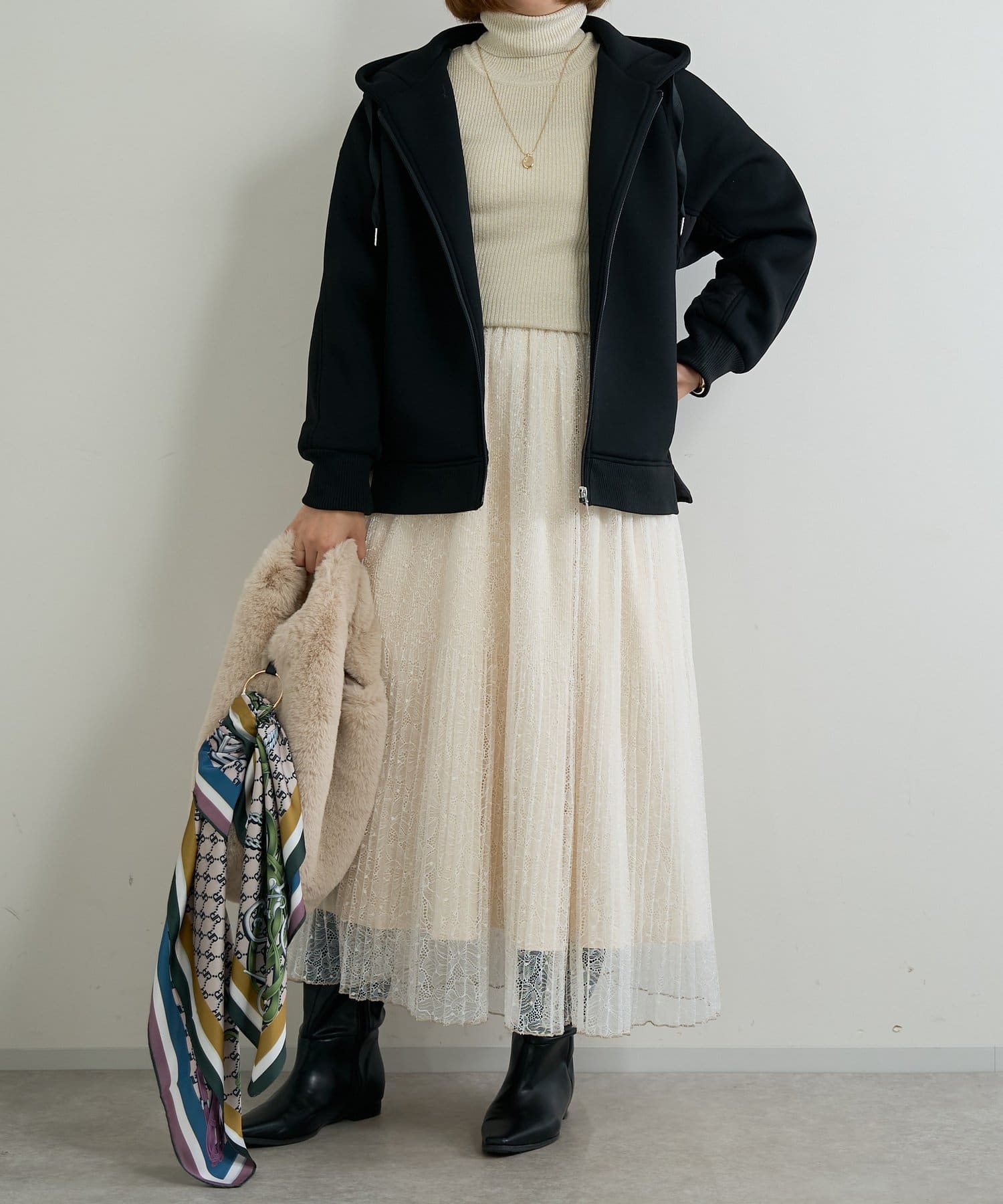 un dix cors(アンディコール) 《大人カジュアルに◎》モスダンボール中綿切替フードジャケット