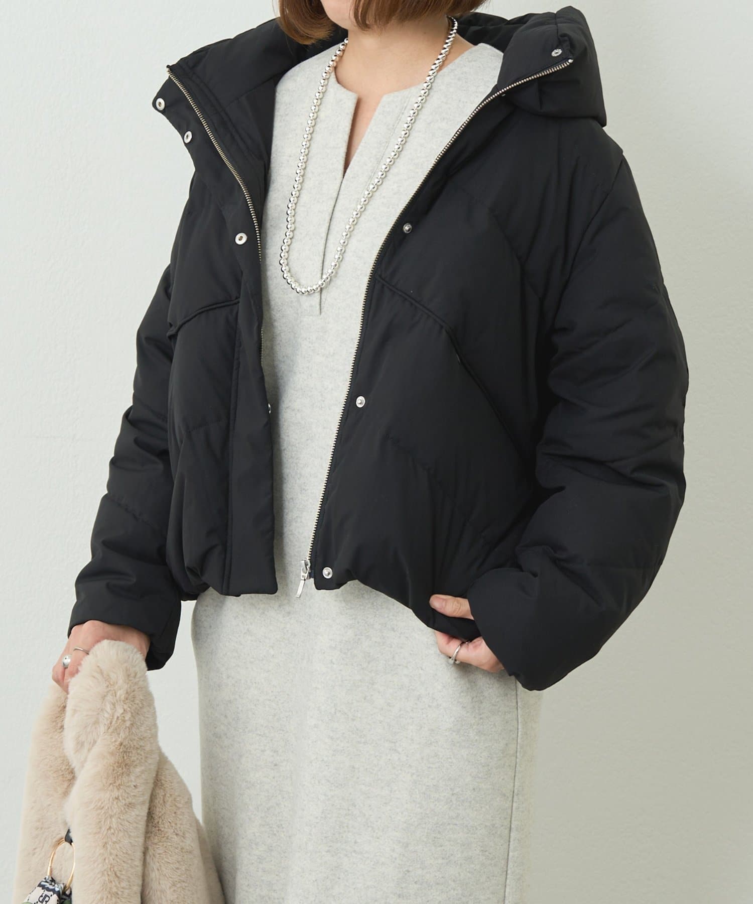 un dix cors(アンディコール) 《軽くて着やすい》ストレッチカシュネックピュアダウン