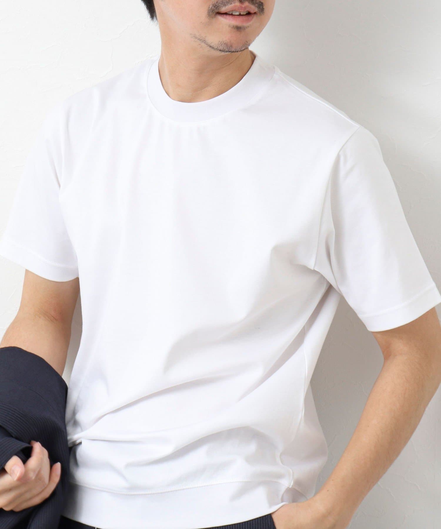 ON/OFF兼用で使える春夏の有能アイテムジャケットのインナーに最適な上品Tシャツ◆素材・シルケットスムース生地・適度なハリ、コシのあるスムース素材・シルケット加工で上品な光沢感をプラス◆デザイン・ク