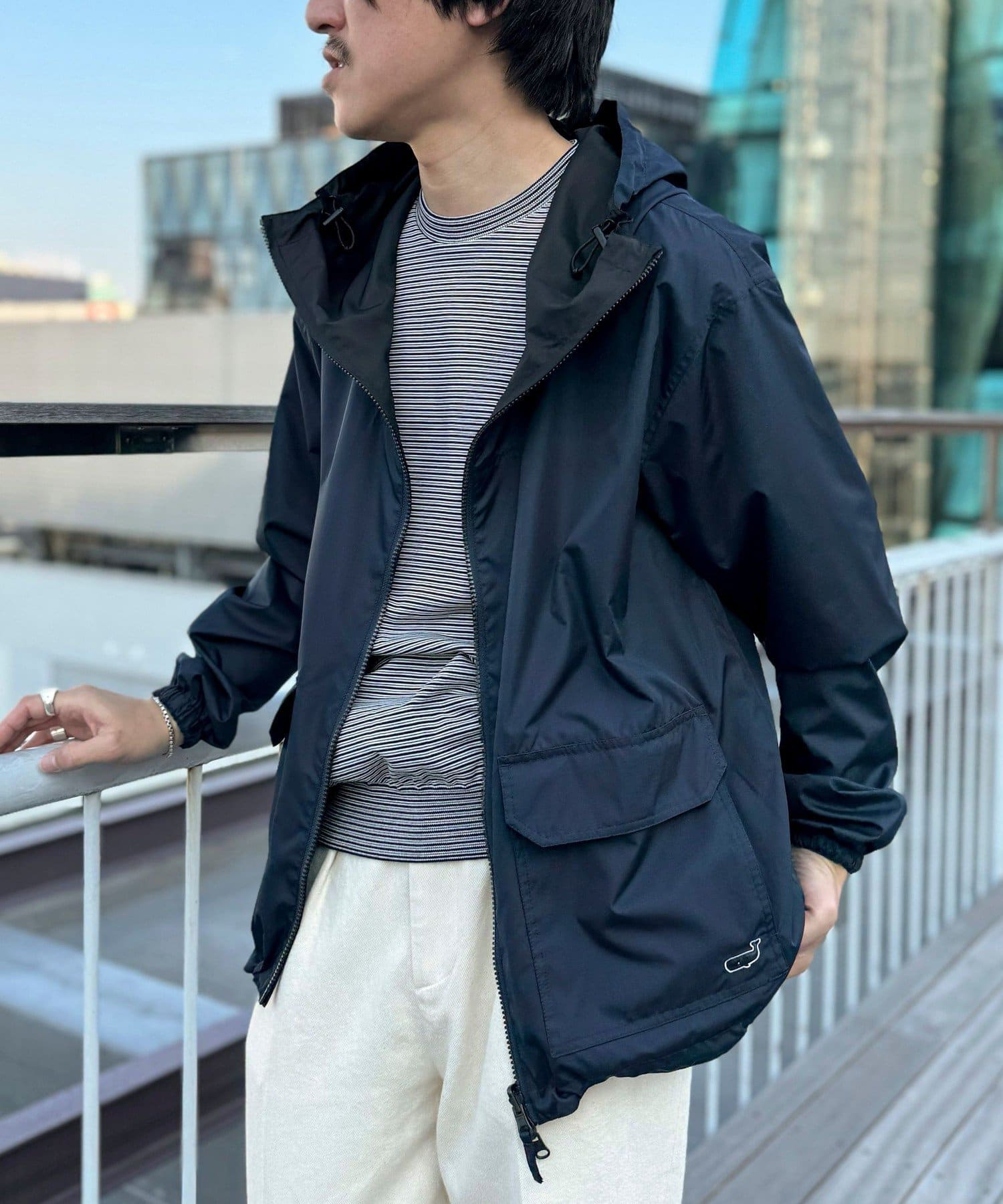 別注くじら刺繍NON DOWN REVERSIBLE W-ZIP PARKA定番のクジラ刺しゅうがポイントTAIONに別注したリバーシブルジップパーカー◆別注ポイントNON DOWN REVERSIB