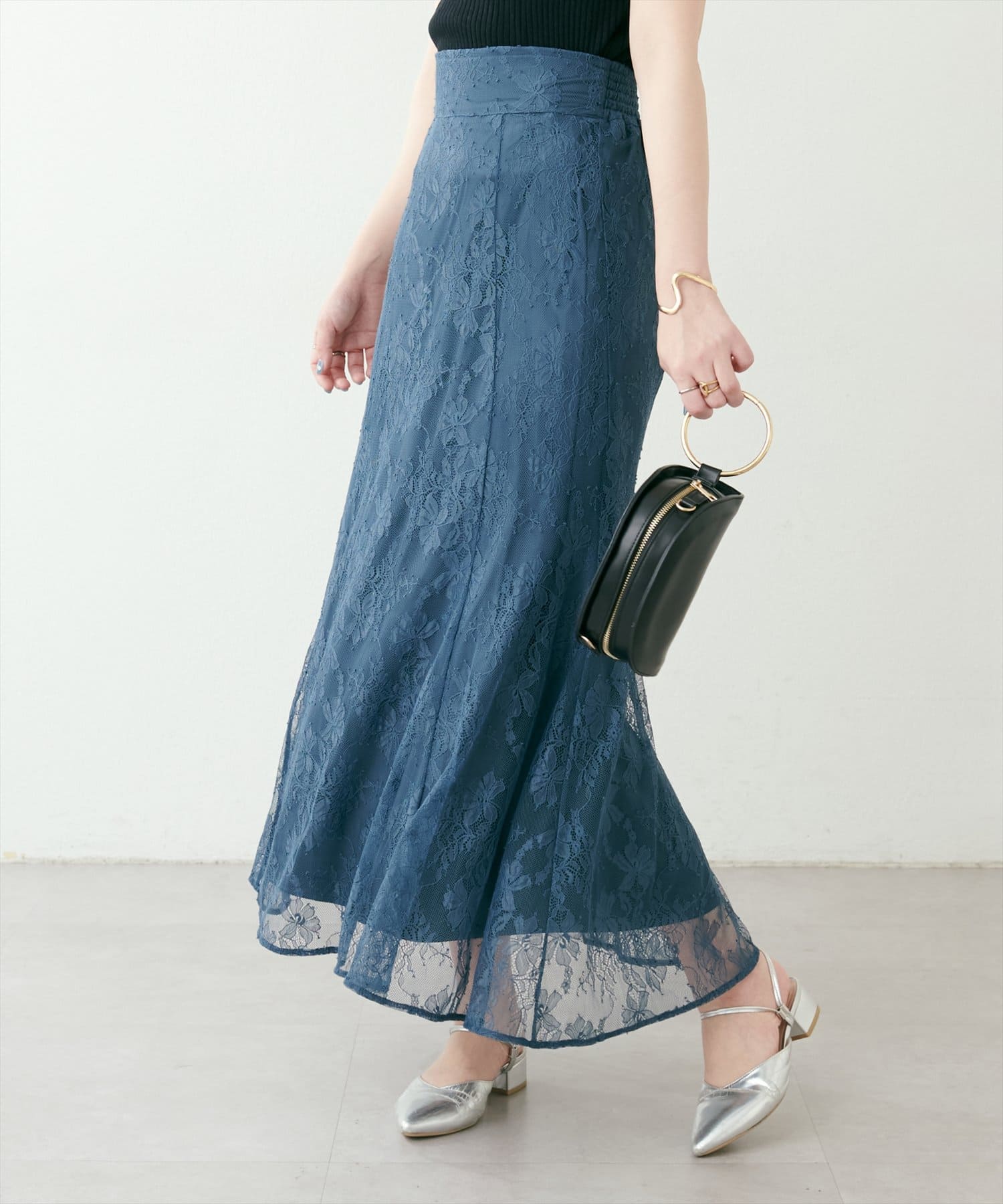 【2025SS natural couture】待望のリバイバルアイテム！大人気osonoレーススカートが再登場！■Design　前回大変好評でした上品レースのosonoスカートが再登場！今回は裾丈の