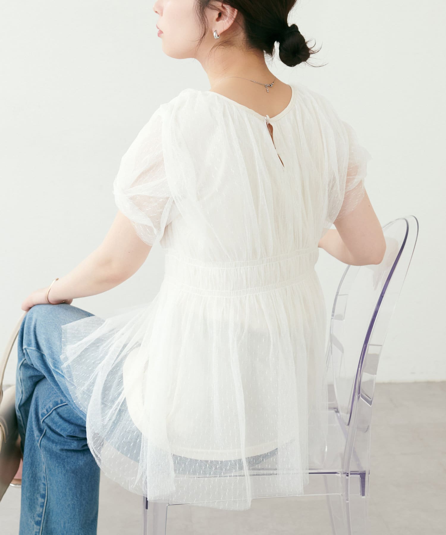 【2025SS natural couture】osono品番から大人のためのチュニックが再登場！■Design　前後2WAY仕様で、広めのクルーネックとキーネック、どちららの顔も楽しめるチュニックが