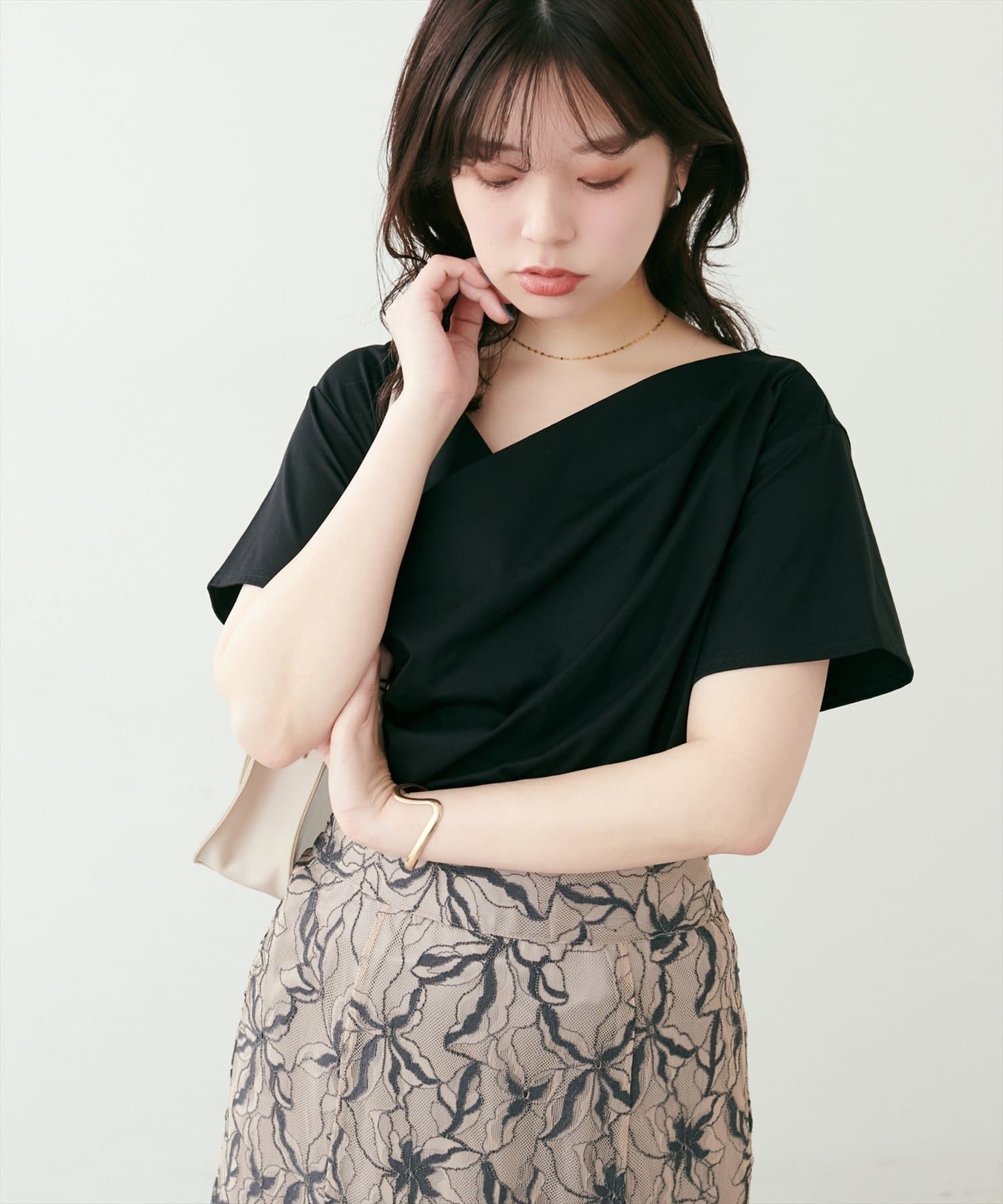 natural couture(ナチュラルクチュール) ドレープカットプルオーバー