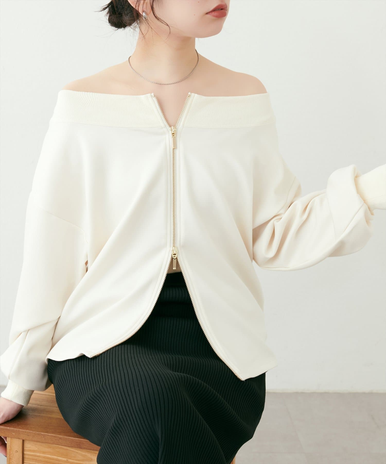 WEB限定】WZIPふわもちダンボールプルオーバー | natural